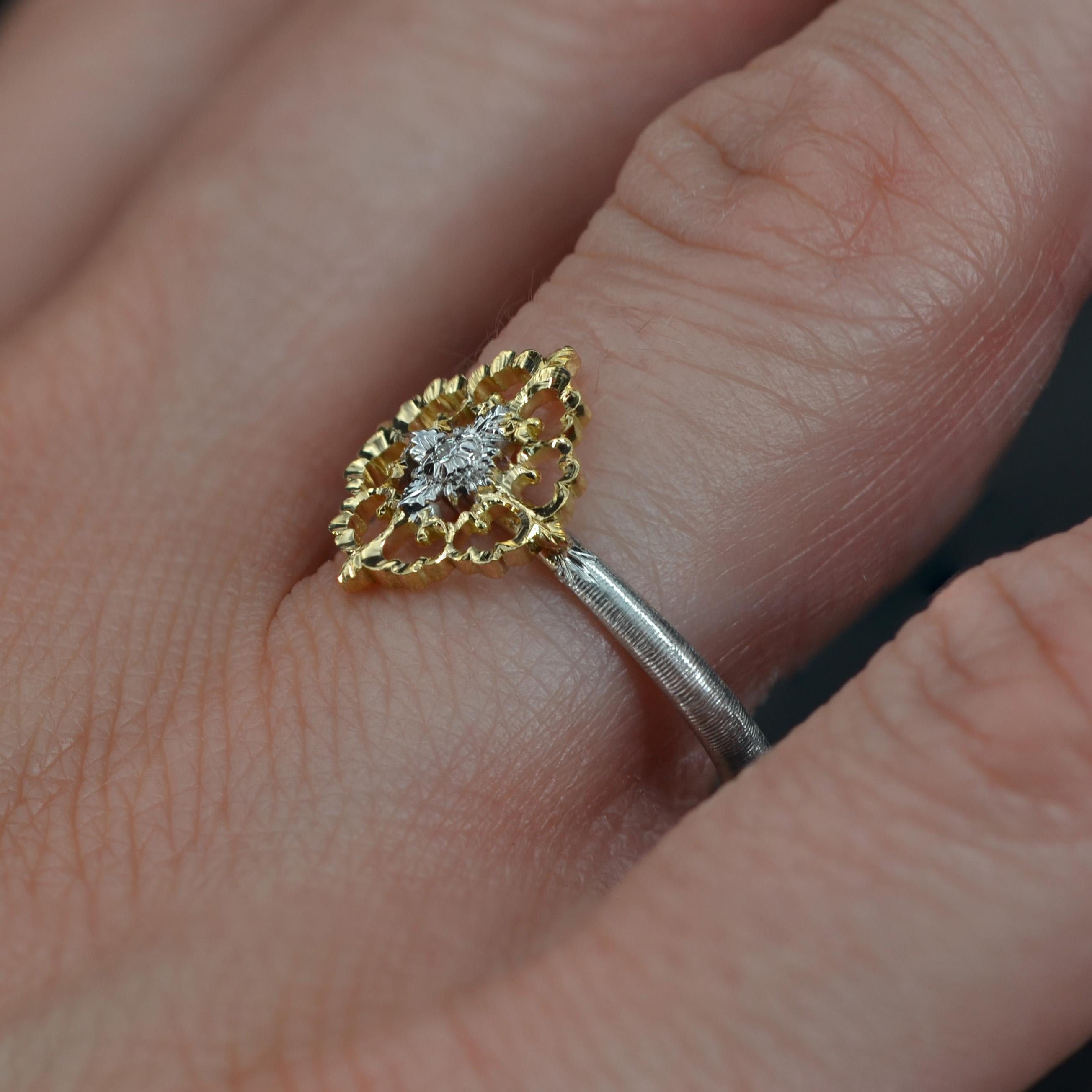 Modern Diamonds 18 Karat Yellow White Arabesque Ring Small Model For Sale 5