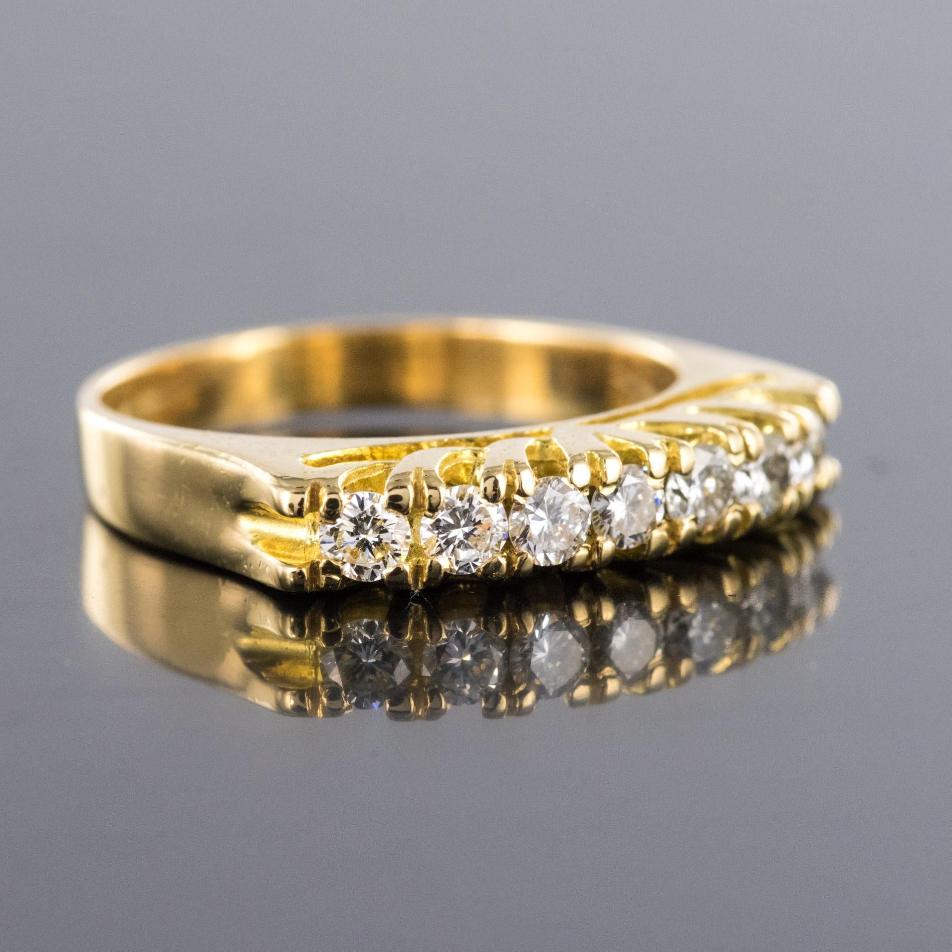 Taglio francese Anello giarrettiera Modern Diamonds in oro giallo 18 carati in vendita