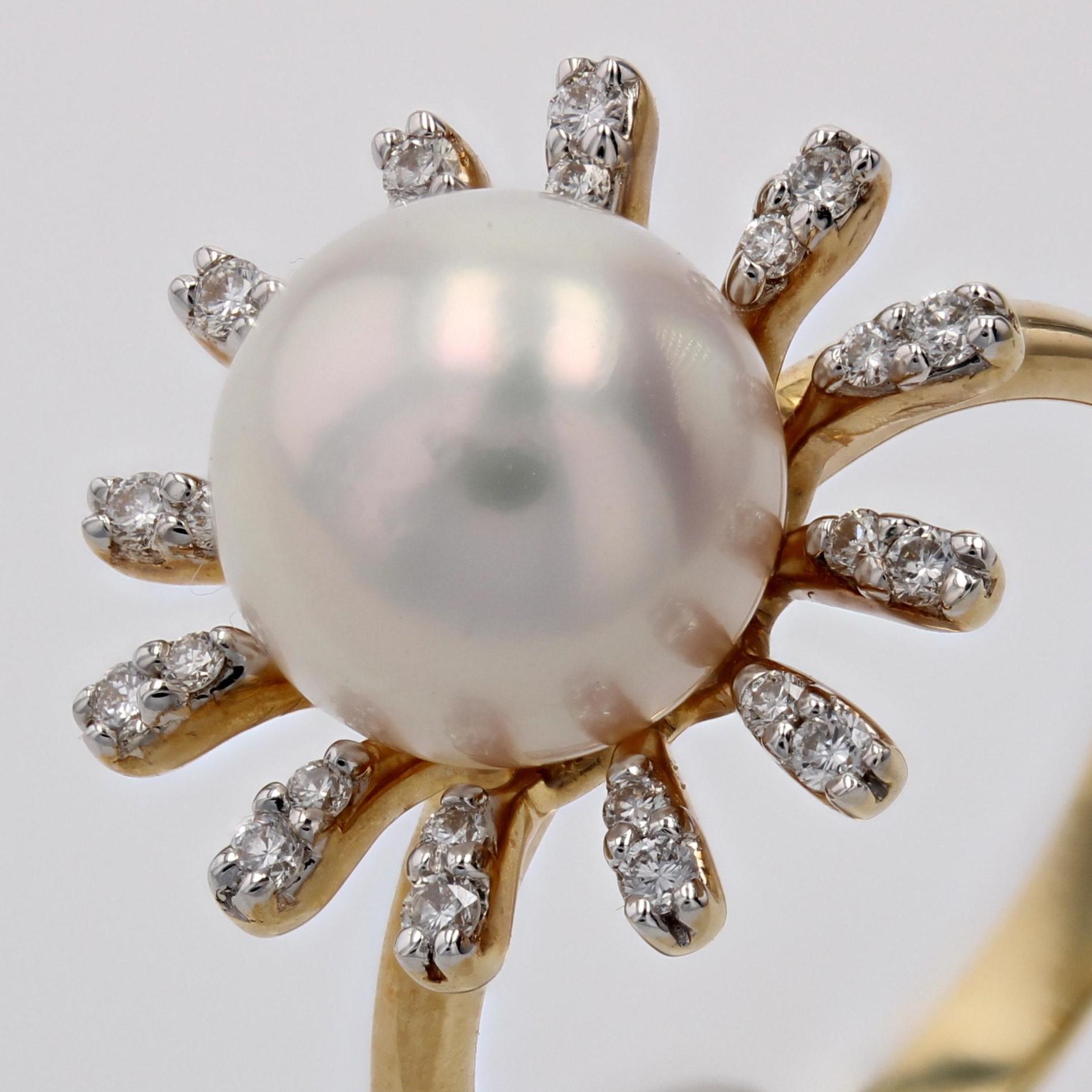 Women's Modern Diamonds Akoya Cultured Pearl 18 Karat Yellow Gold Flake Ring For Sale