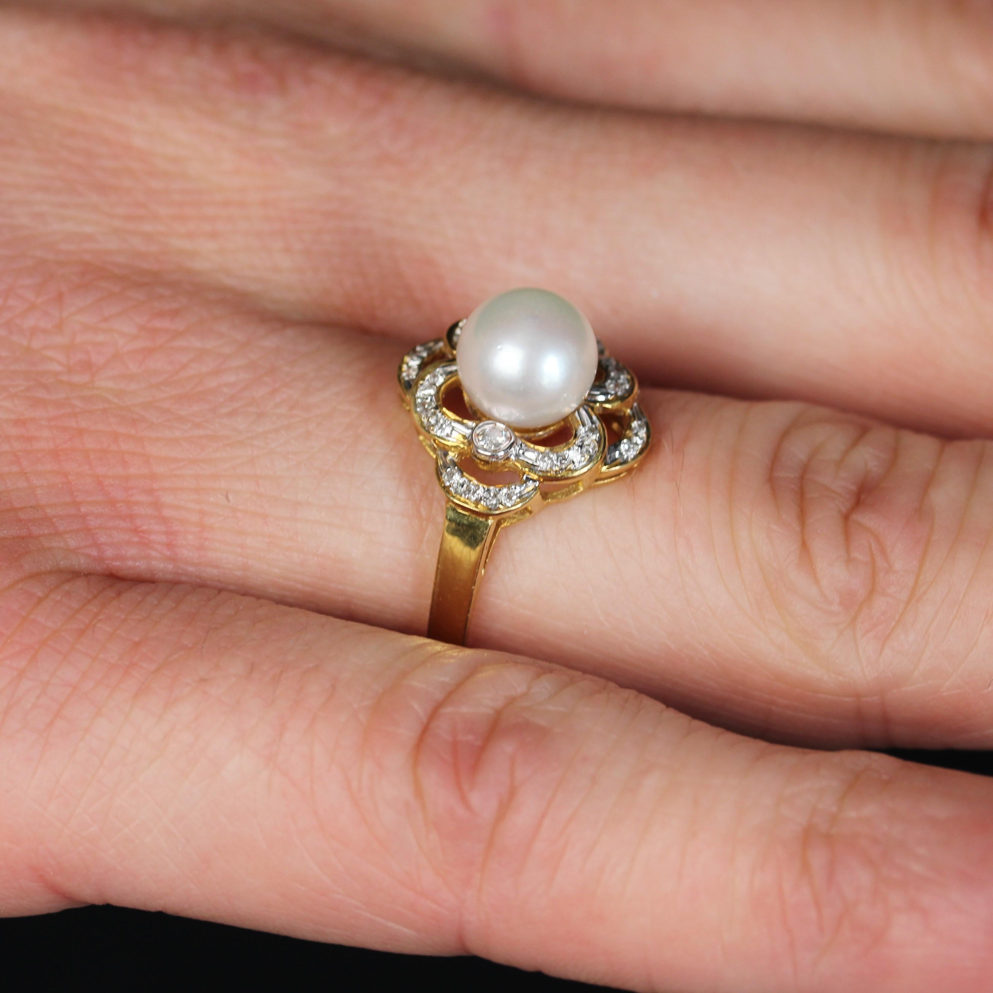 Modern Diamonds Akoya Cultured Pearl 18 Karat Yellow Gold Openwork Ring For Sale 7