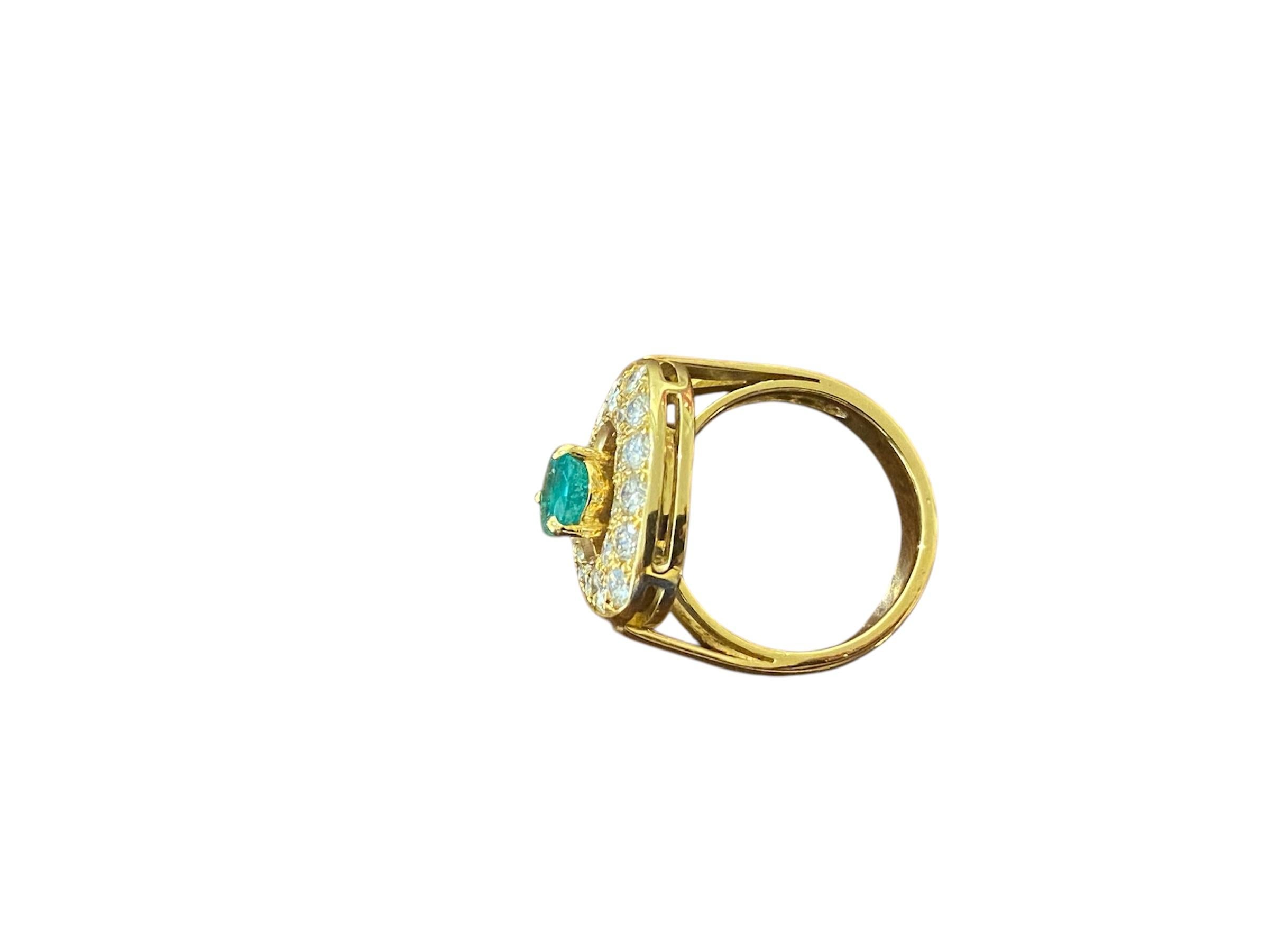 Bague en or The Moderns avec diamants et émeraude en vente 2