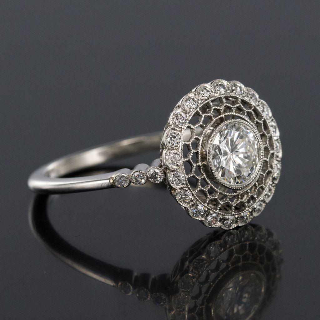 Women's Modern Diamonds Platinum Lace Round Ring For Sale