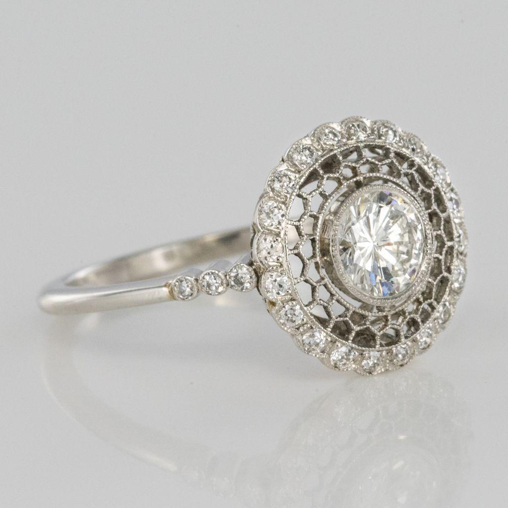 Modern Diamonds Platinum Lace Round Ring For Sale 3
