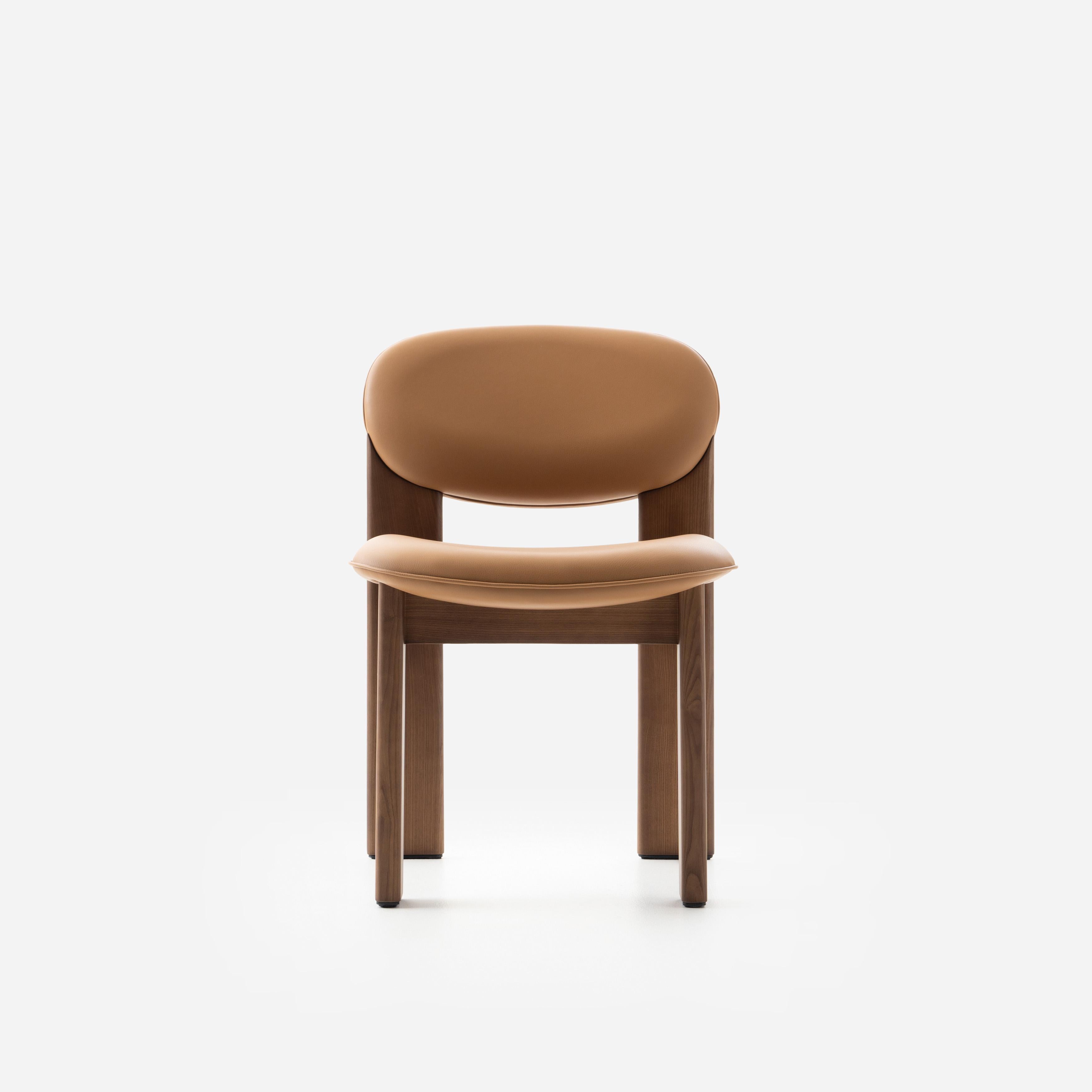 Modern Dining Archipen Chair in Natural Leather 
