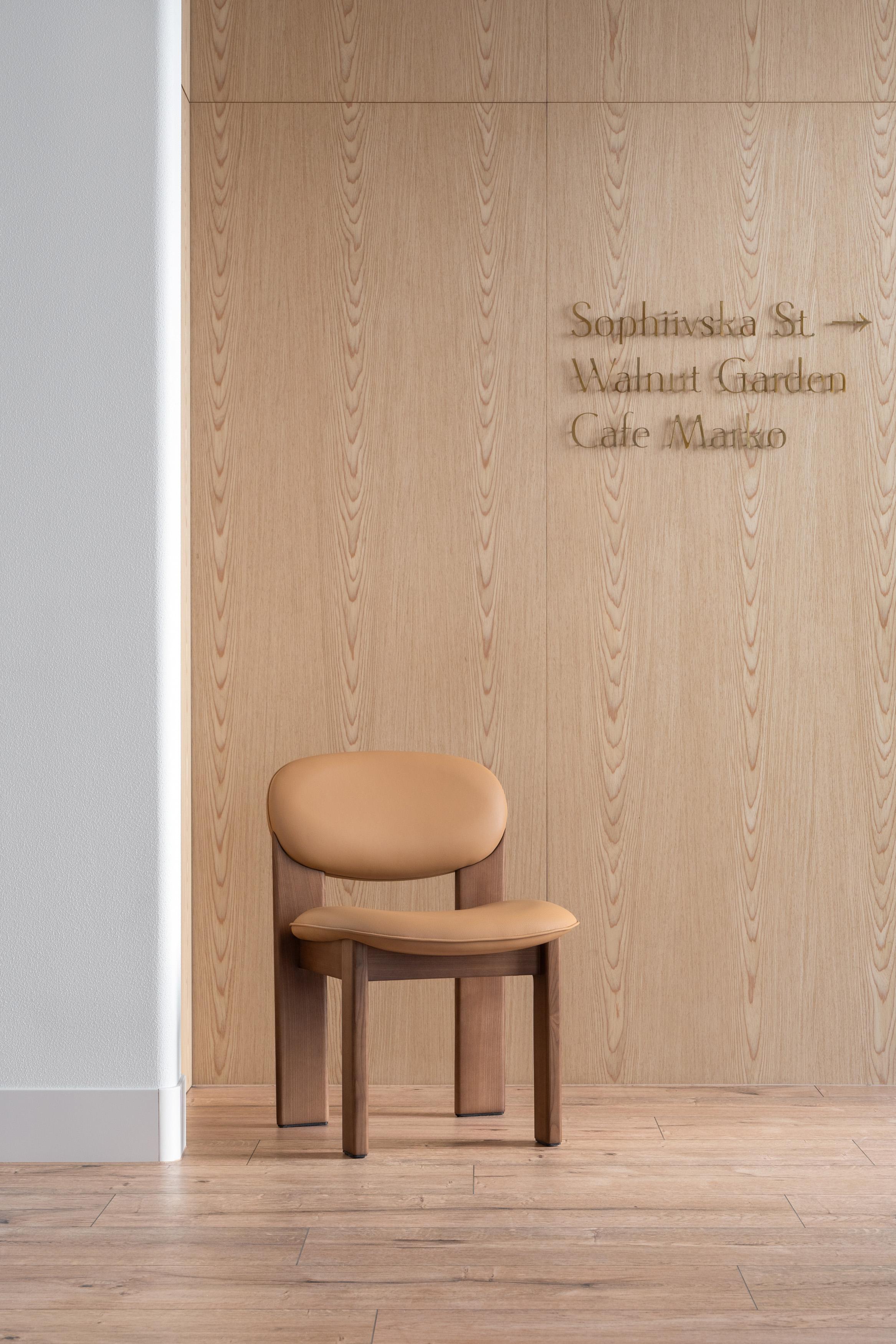 Modern Dining Archipen Chair in Natural Leather 