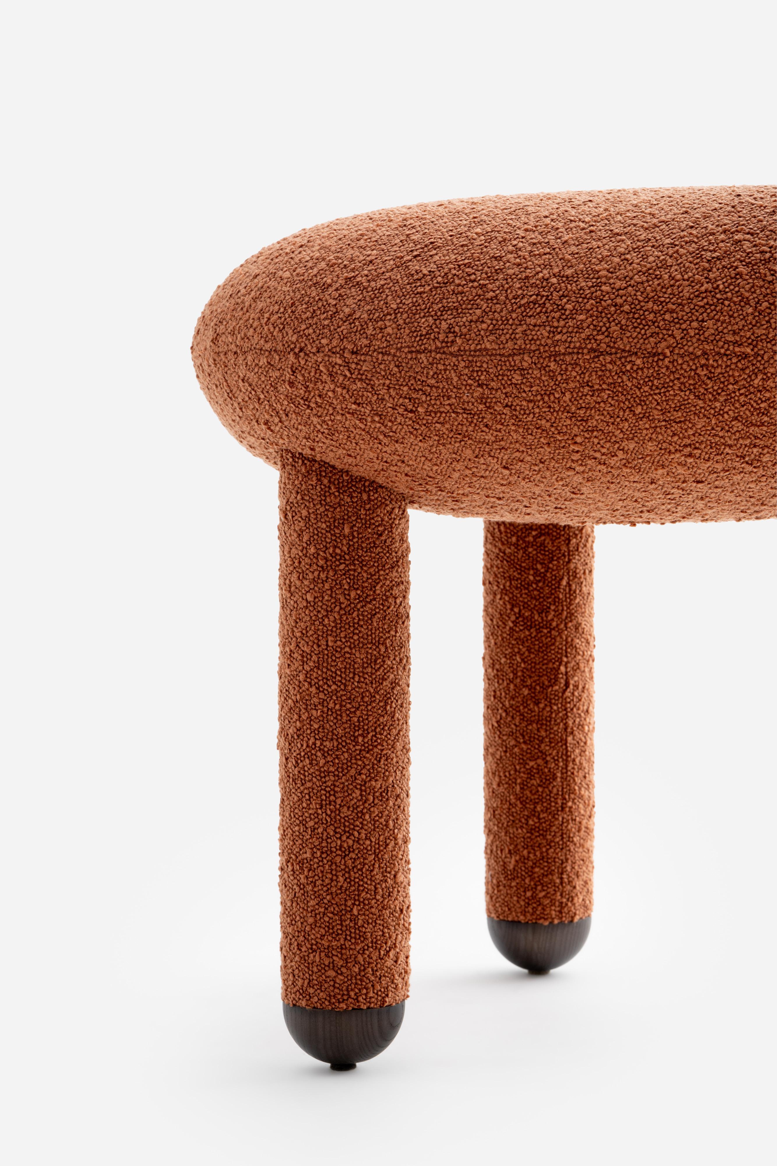 Sedia da pranzo moderna Flock CS1 in diverse stoffe di NOOM in vendita 3