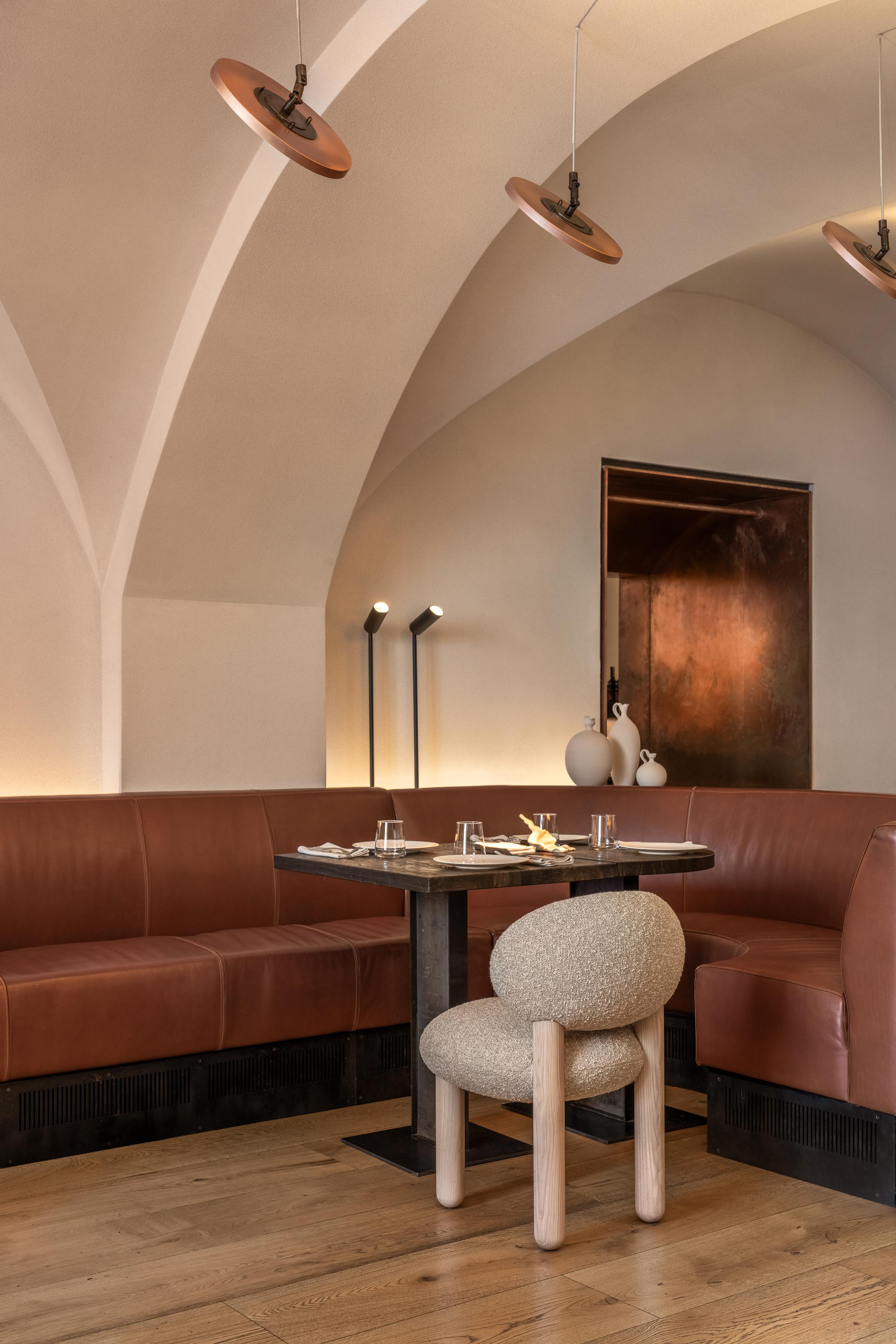 Sedia da pranzo moderna Flock CS2 in tessuto Dedar Nimbus di NOOM in vendita 8