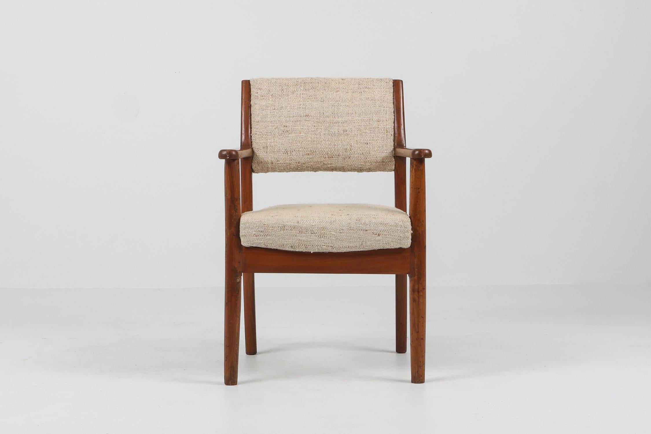 Modern Dining Chair In Excellent Condition In Antwerp, BE