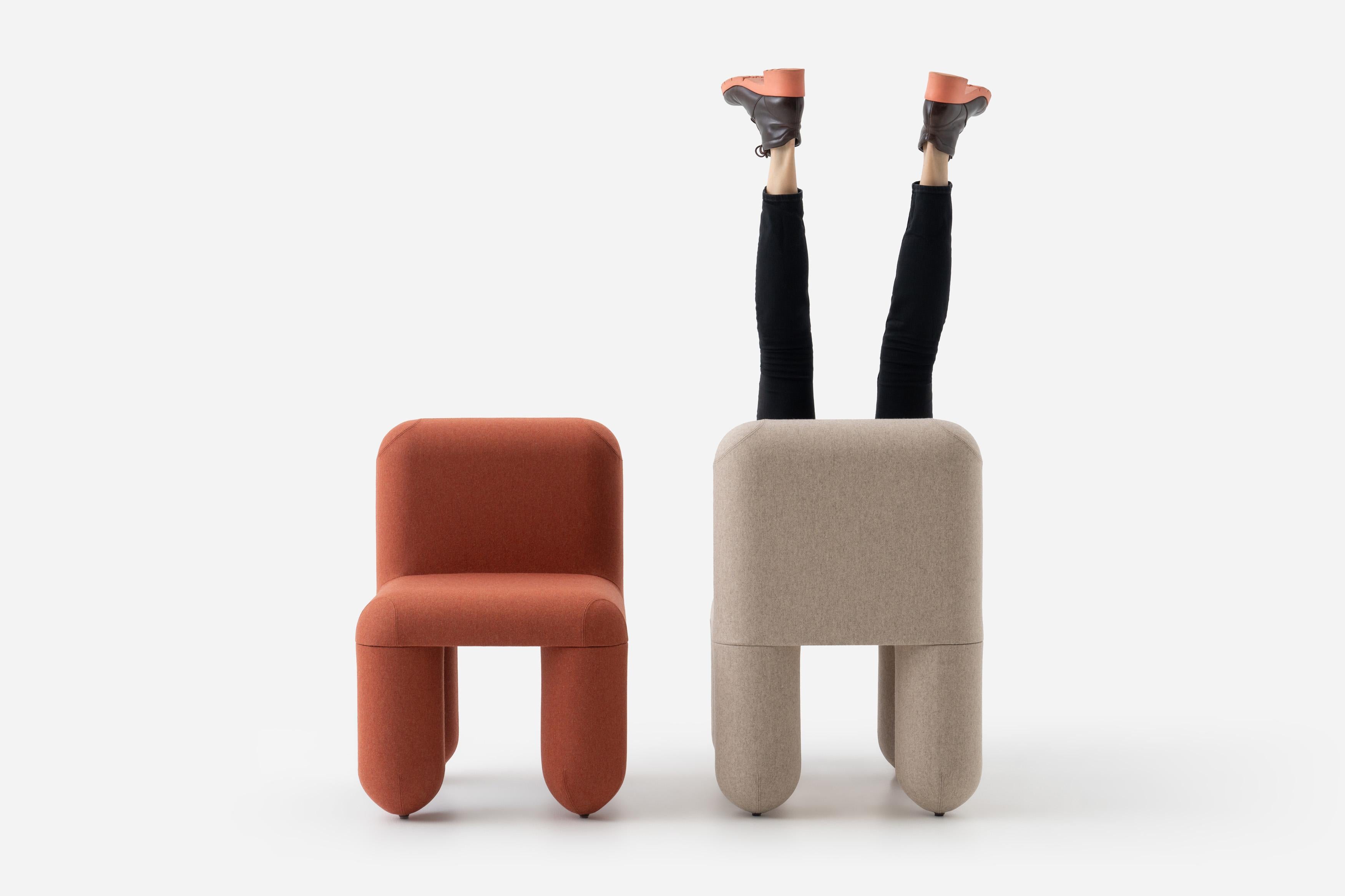 Sedia da pranzo moderna Hello in vari tessuti e colori di NOOM in vendita 12