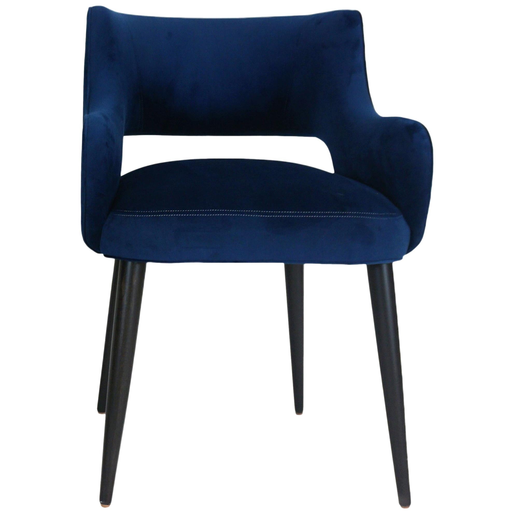 Modern Dining Chair with Sloping Arms and Relaxed Pitch