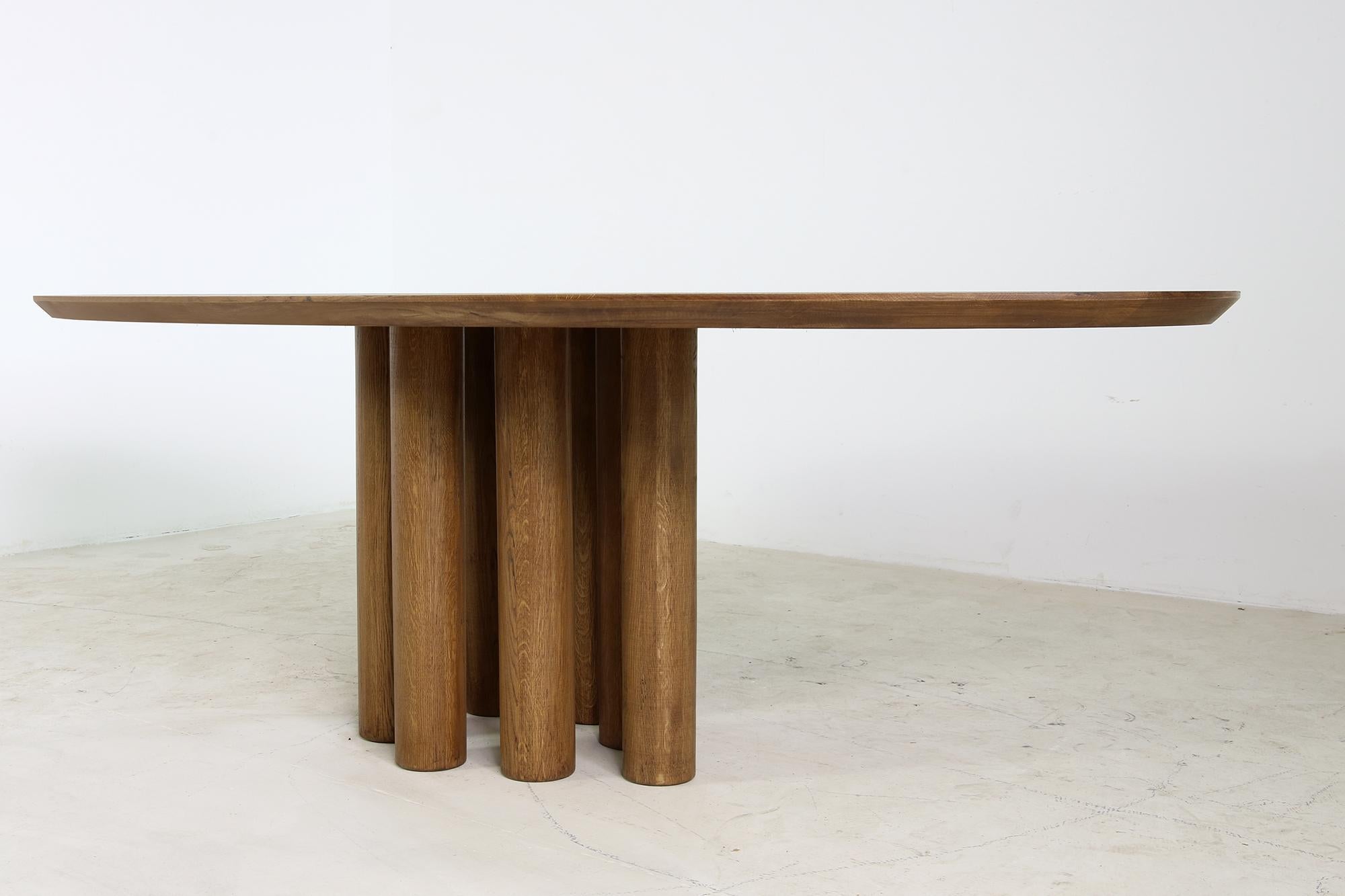 Beautiful contemporary Nathan Lindberg table, heavyweight. This piece can be used as a dining table for 8-10 persons, or as a conference table, or even a large free standing desk.
Beautiful oval, elliptical shape, solid oak base. Measures here: 240