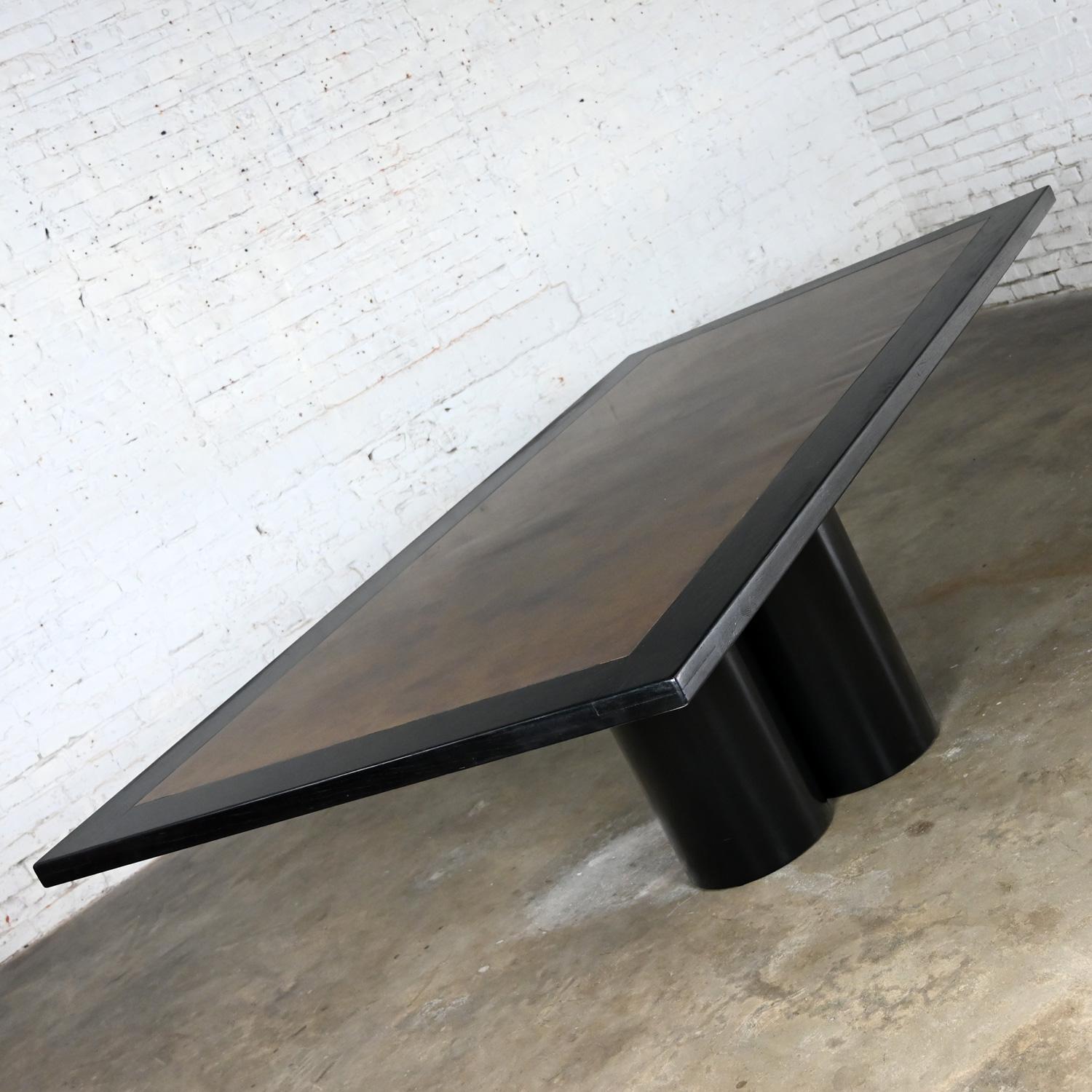 Modern Dining Table Black Painted Metal Cylinder Pedestal Base & Brass Top Inset For Sale 3