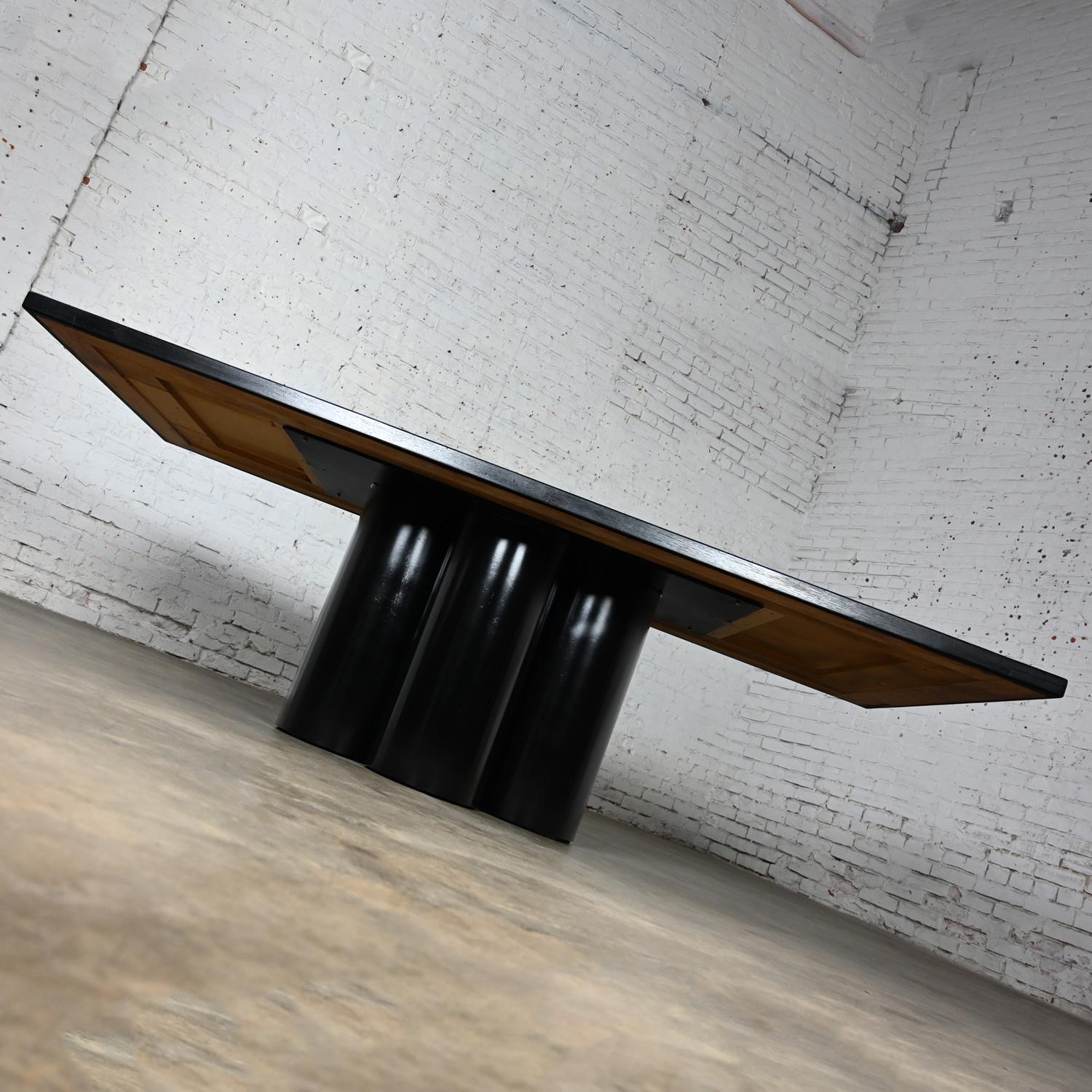 Modern Dining Table Black Painted Metal Cylinder Pedestal Base & Brass Top Inset For Sale 4