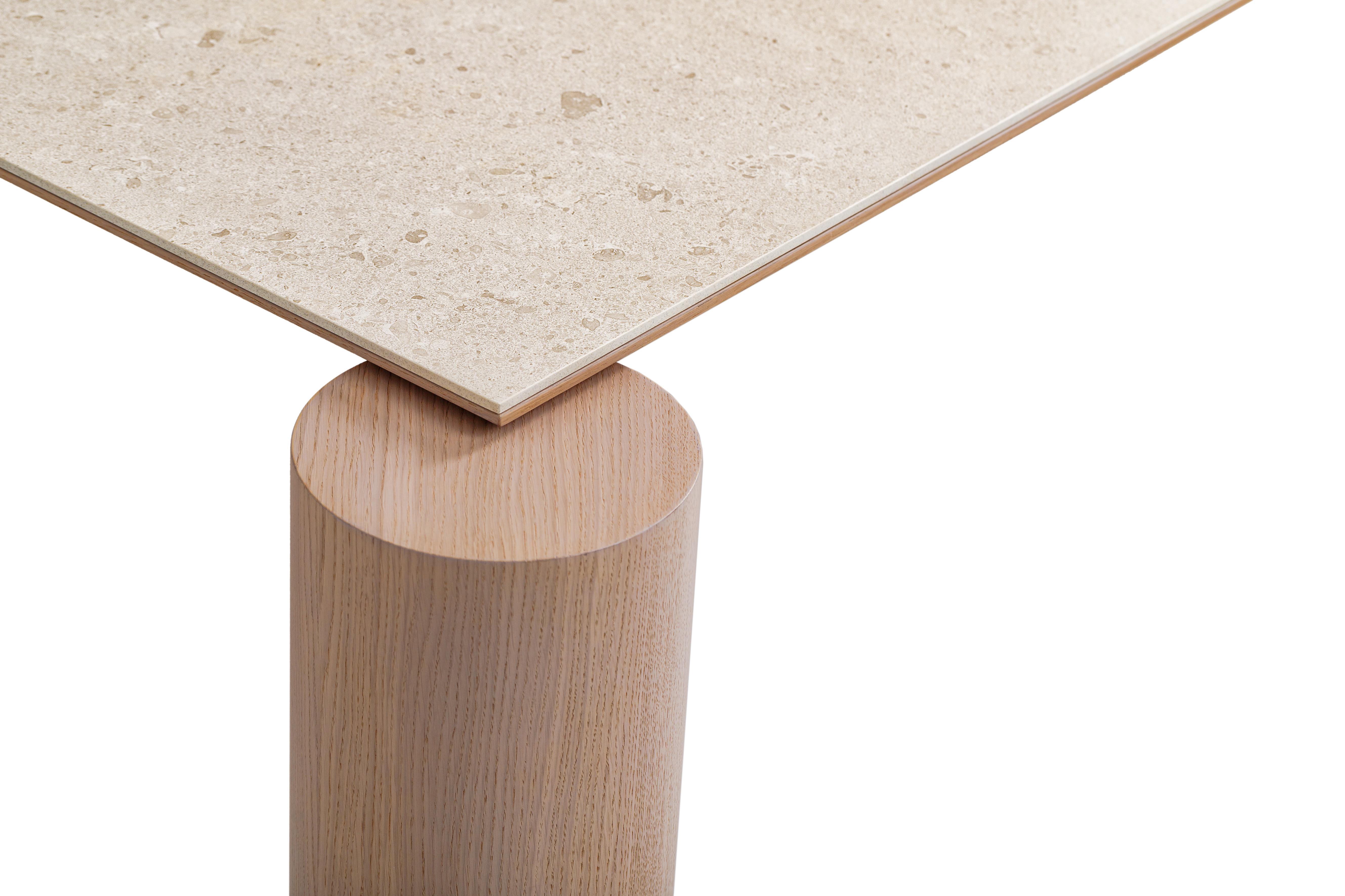 Moderner Esstisch 'Laguna' Keramik Сountertop Holzbeine von Palo Nero (Eichenholz) im Angebot