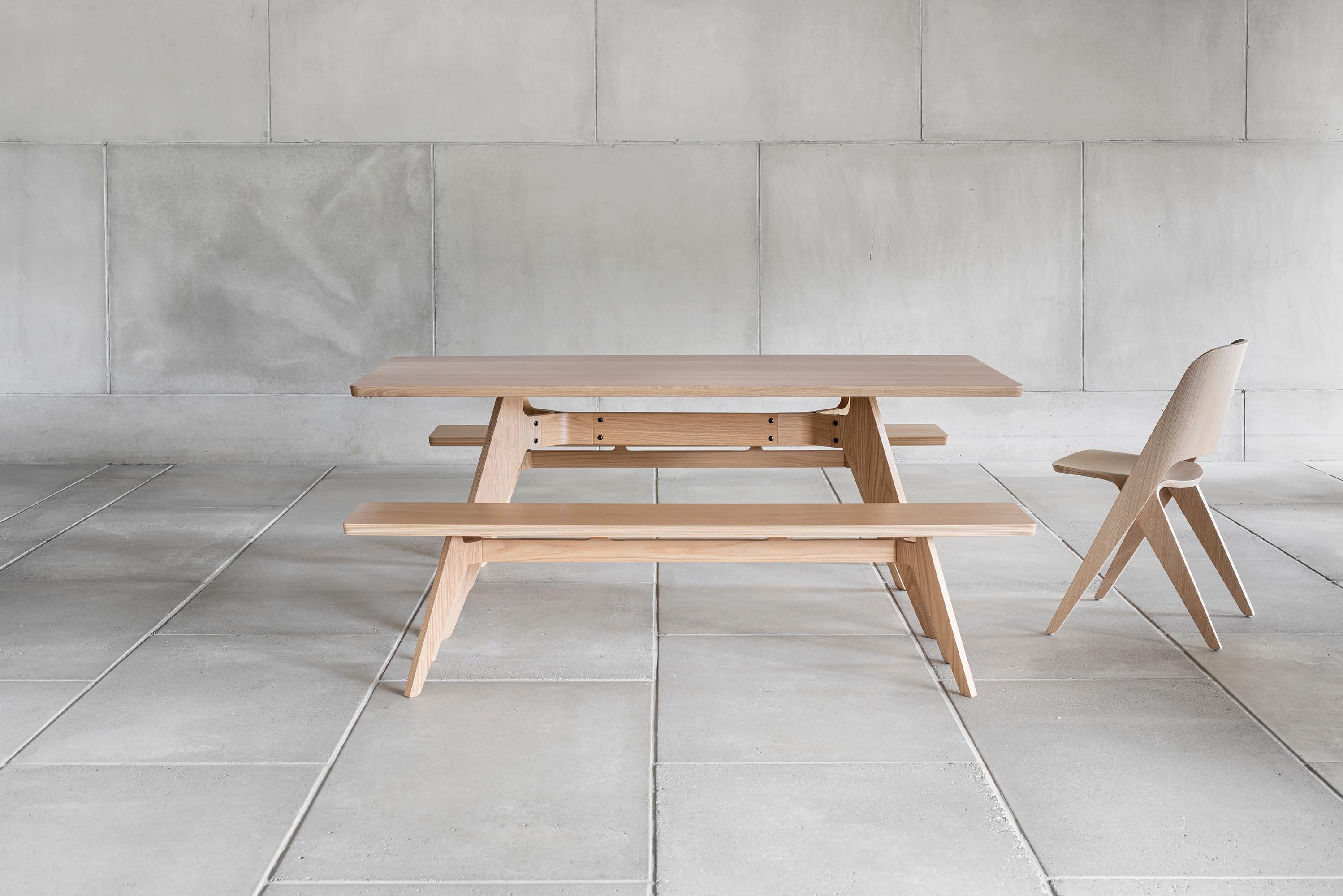 Chêne Table de salle  manger moderne  Lavitta  de Poiat, chne 240 cm en vente