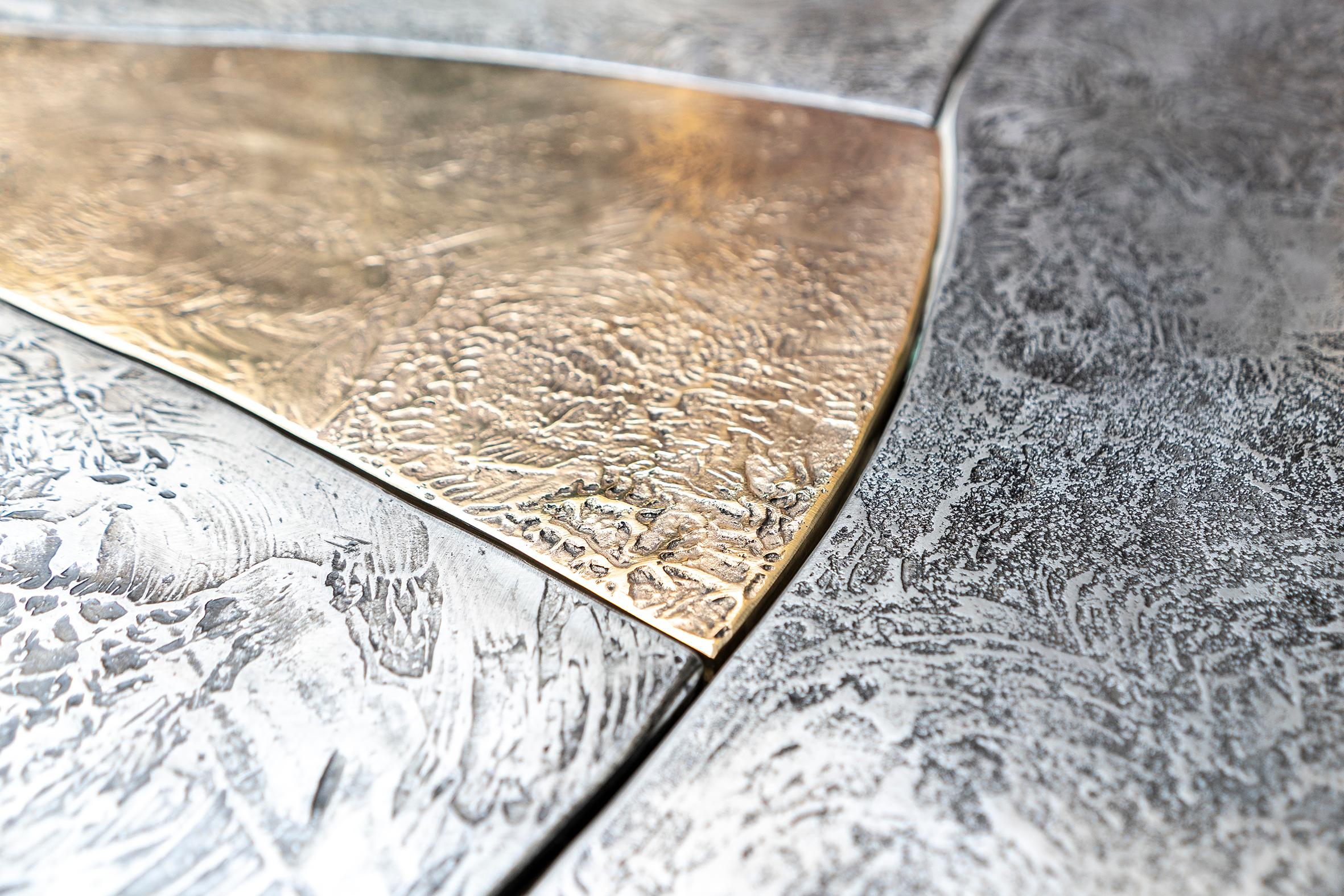 Modern Dining Table Soft Shape Handmade Cast Aluminium Bronze for Dilmos  For Sale 2