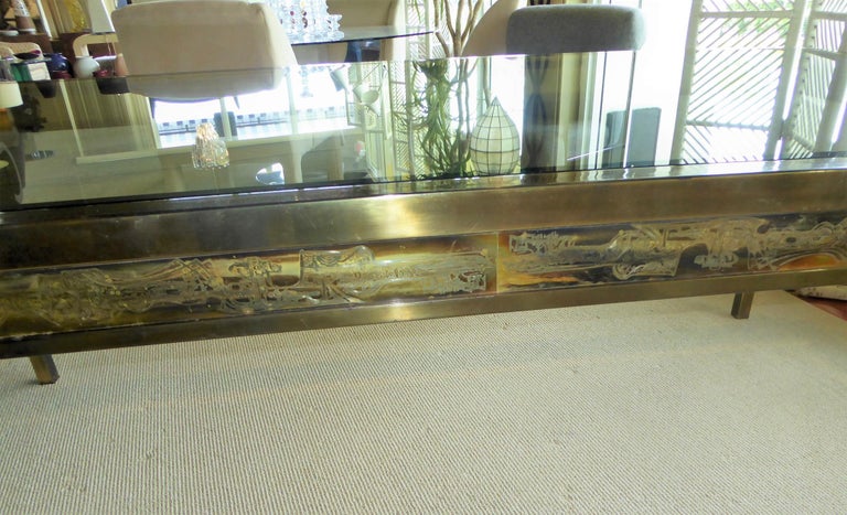 Modern Dining Table with Acid Etched Brass Panels by Bernhard Rohne Mastercraft In Fair Condition For Sale In Miami, FL