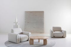 Moderner Dornes-Couchtisch, Travertin, handgefertigt in Portugal von Greenapple