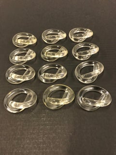 Modern Dorothy Thorpe Set of 12 Lucite Prezels Napkin Rings with Holder, 1960s
