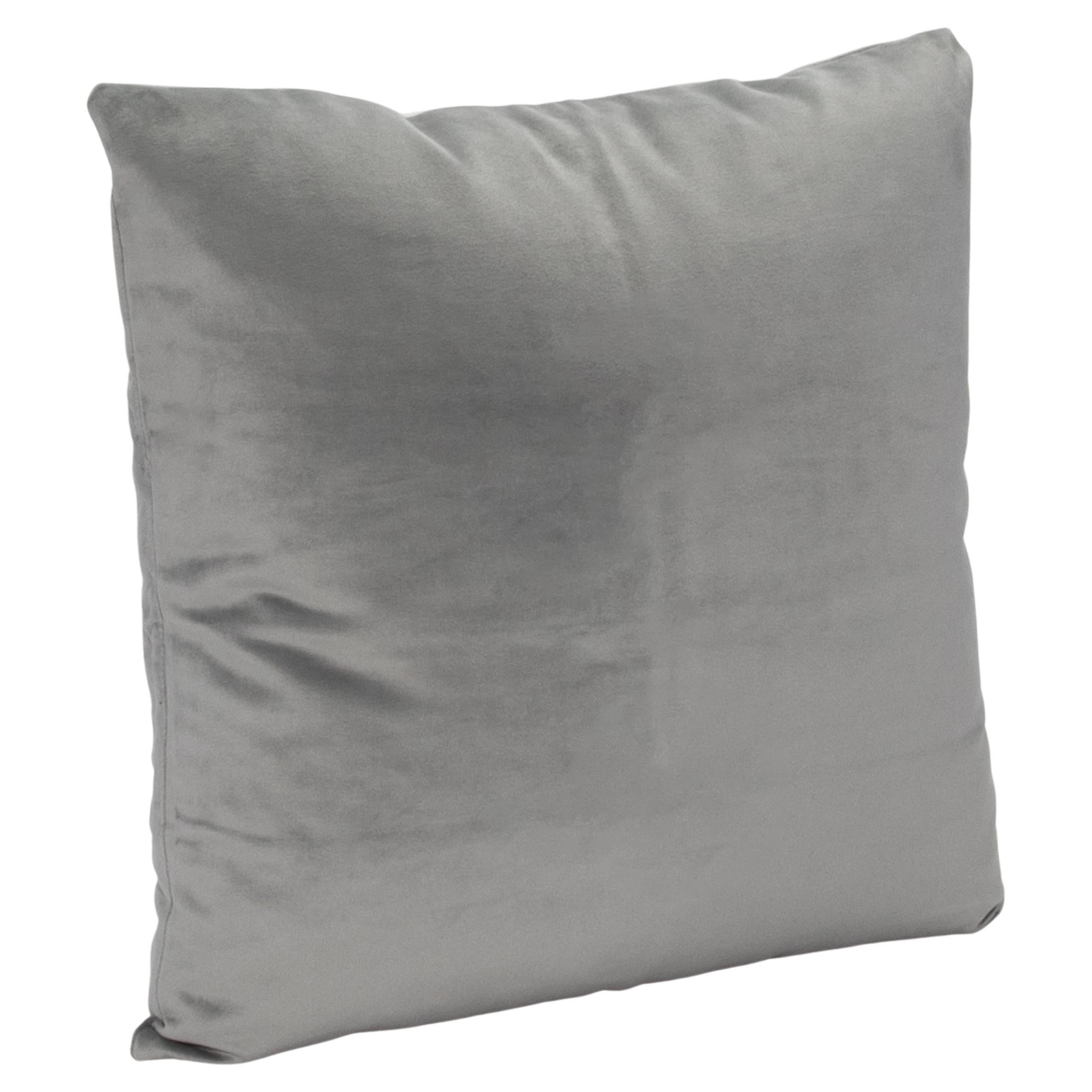 Coussin décoratif moderne en velours tourterelle de MOGUL