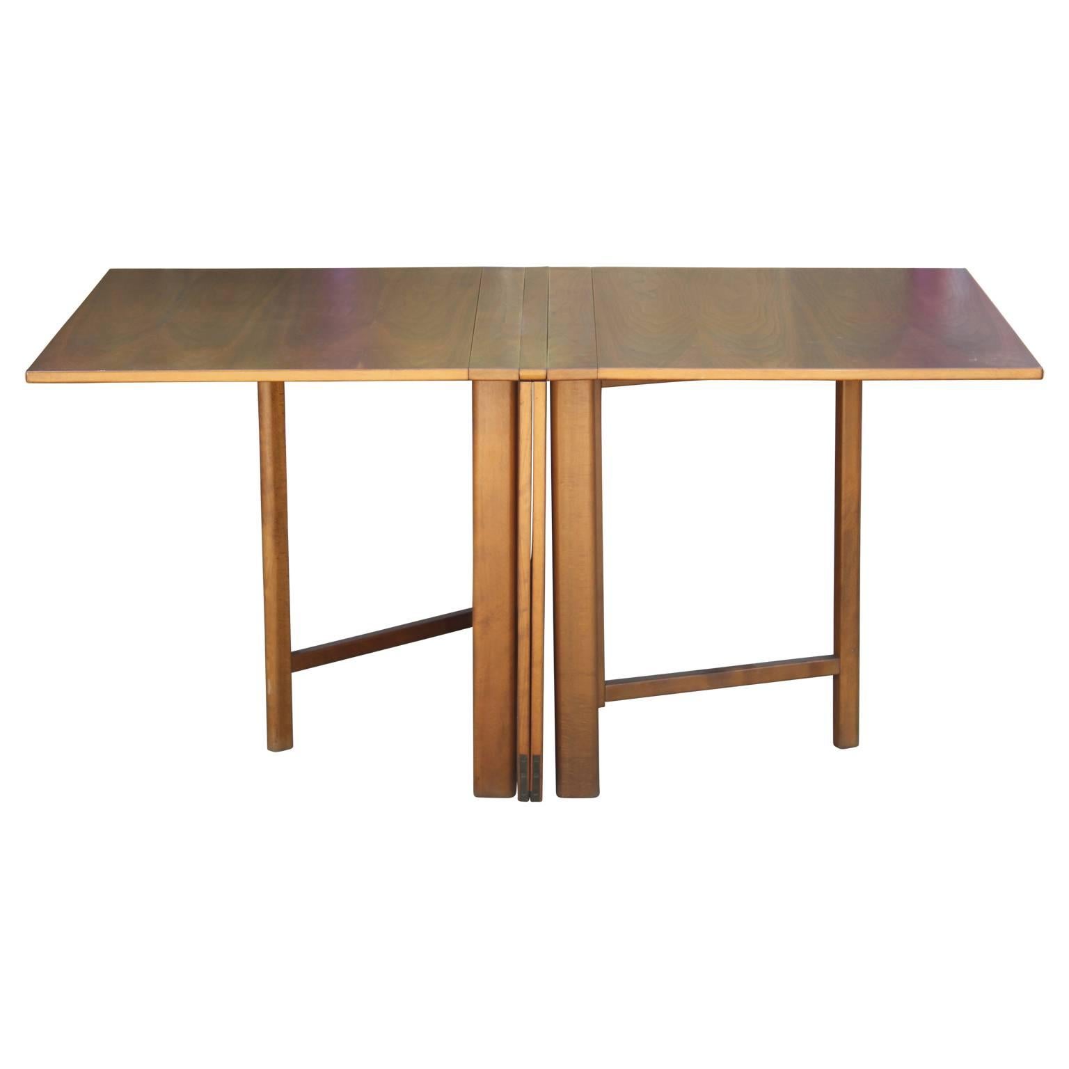 maria dining table