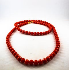 Modern Drop Mediterranean Red Coral Yellow Gold Beaded Necklace