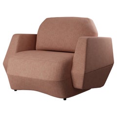 Fauteuil Dune moderne au tissage uni couleur chair, fabriqué à la main par Murmurio