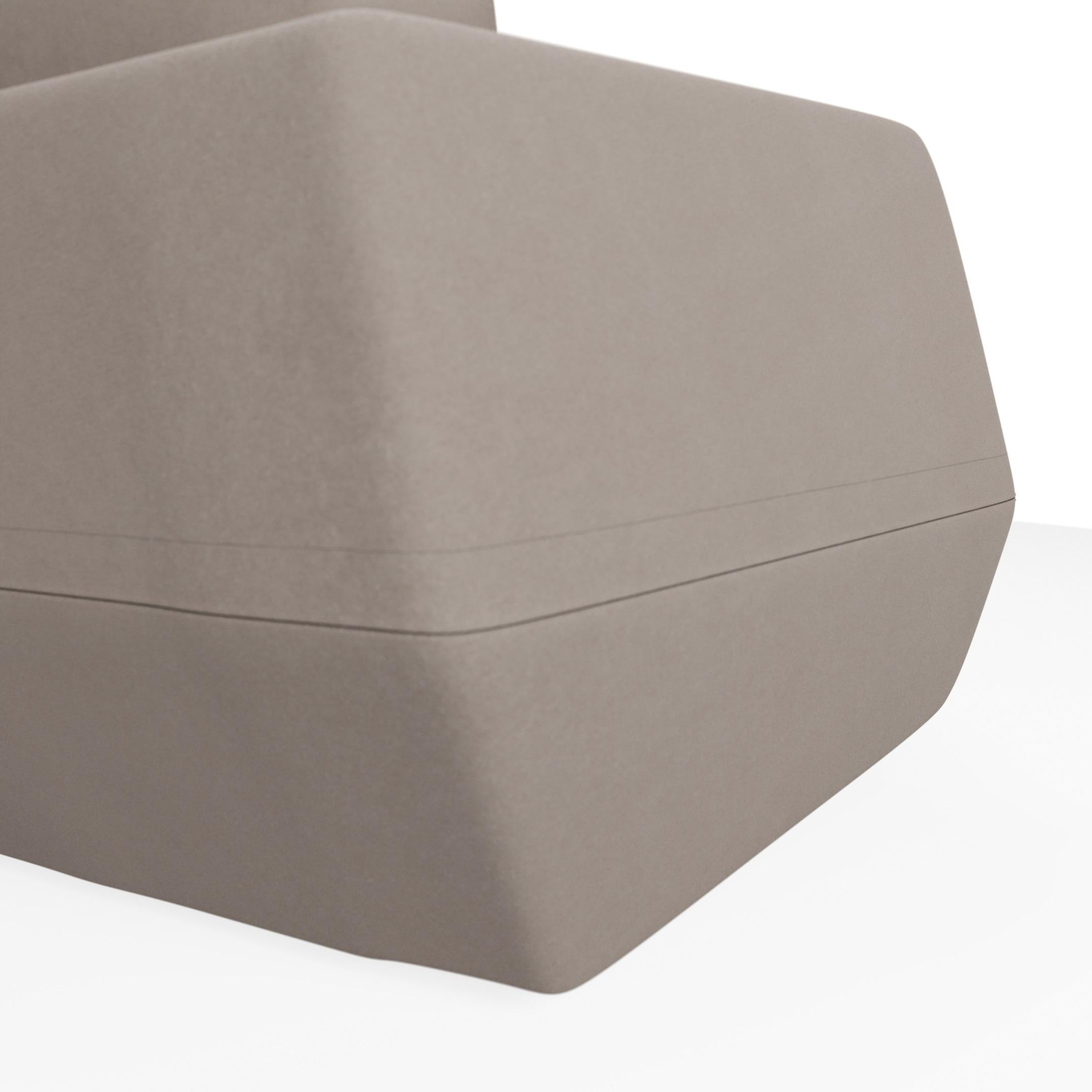 Fabric Modern Dune Three-seater curved sofa plain weave handcrafted by Murmurio For Sale