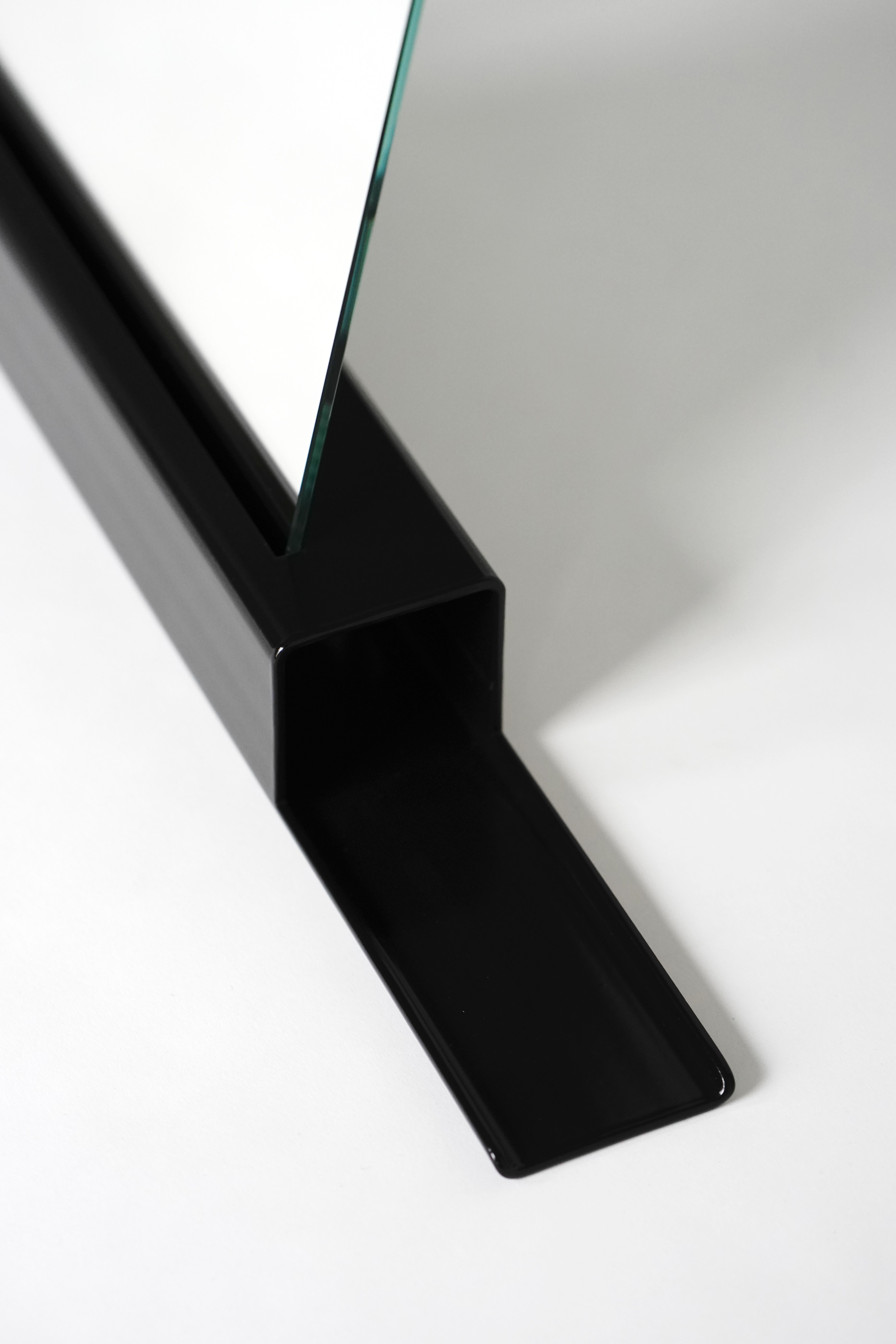 Contemporary Modern Dutch Design, Mirror One Medium Plateau Right / Black For Sale