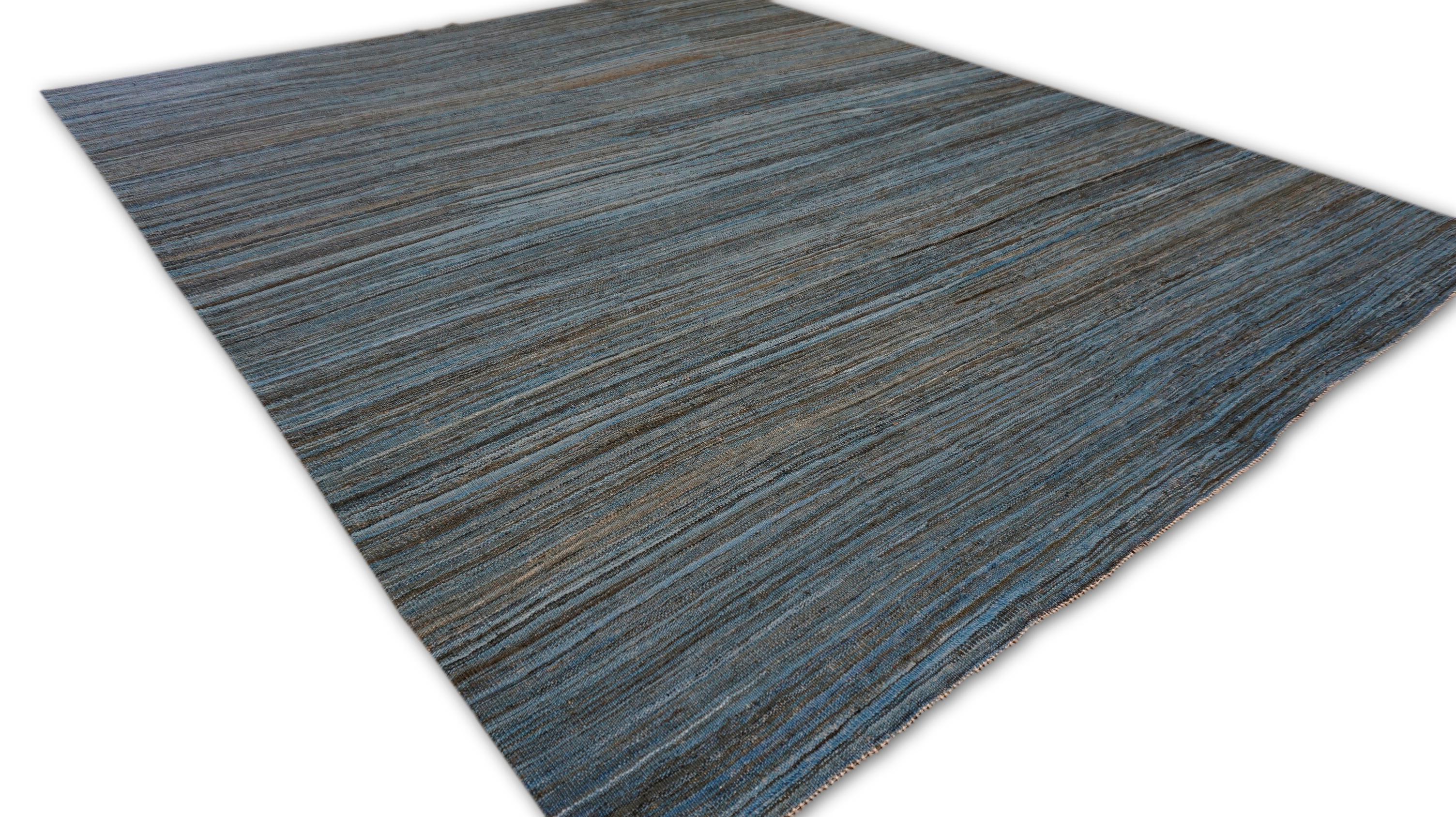 Moderner Erdblauer Ton-Kelim-Teppich aus Wolle 8'2''x10' im Angebot 3