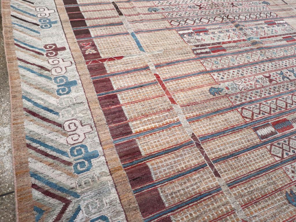 Alfombra moderna del Turquestán Oriental Khotan Tamaño de la habitación Rústico en venta