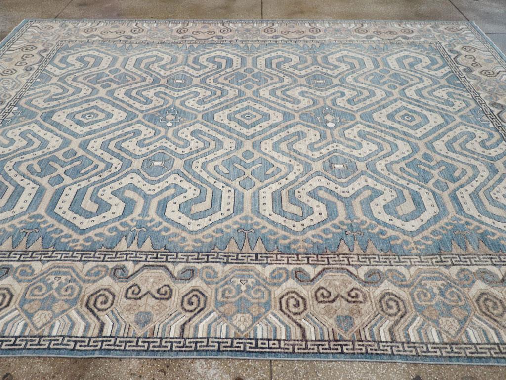 Annodato a mano Tappeto moderno East Turkestan Khotan Dimensione Camera in vendita
