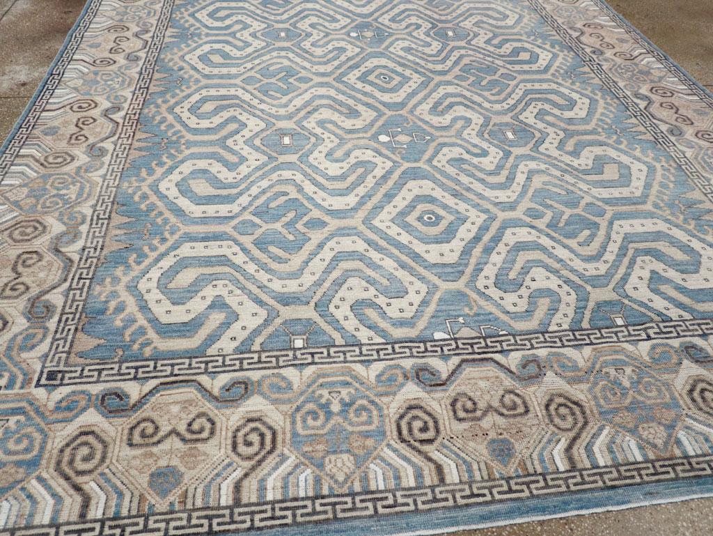 XXI secolo e contemporaneo Tappeto moderno East Turkestan Khotan Dimensione Camera in vendita