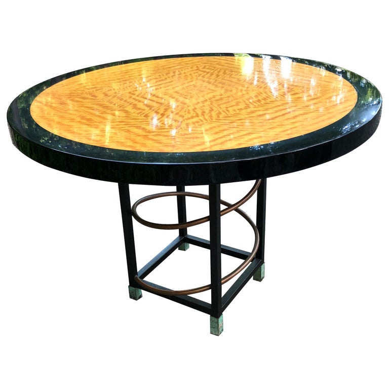 Modern Ebonized and Laquered Two-Tone Round Dining Breakfast Table at