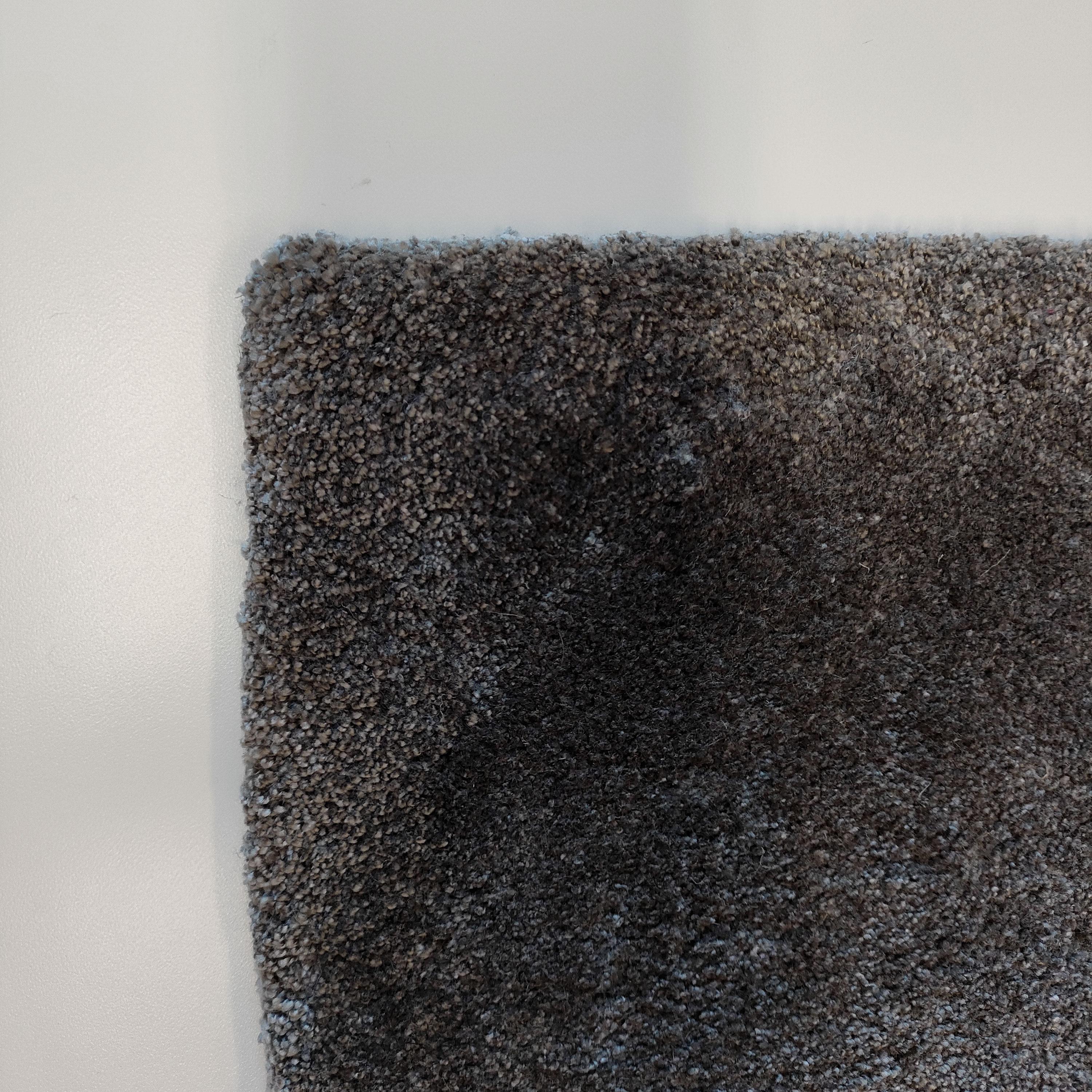 Tapis moderne et éclectique en soie botanique tuftée à la main Neuf - En vente à Porto, PT