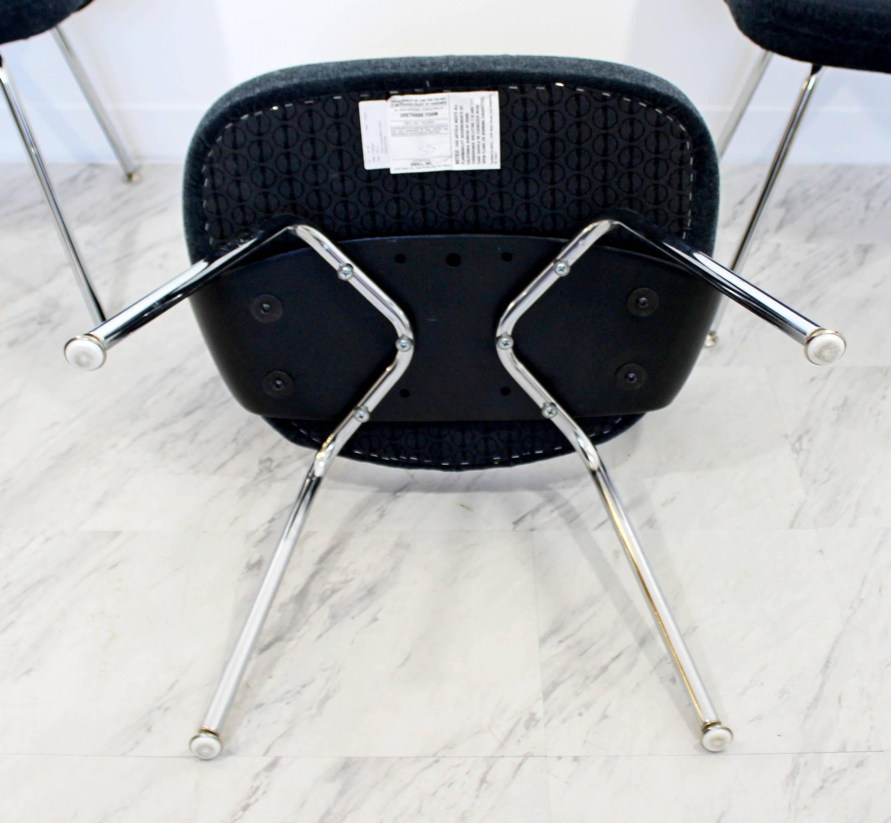 Modern Eero Saarinen for Knoll Set of Three Office Side Chairs, 2011 3