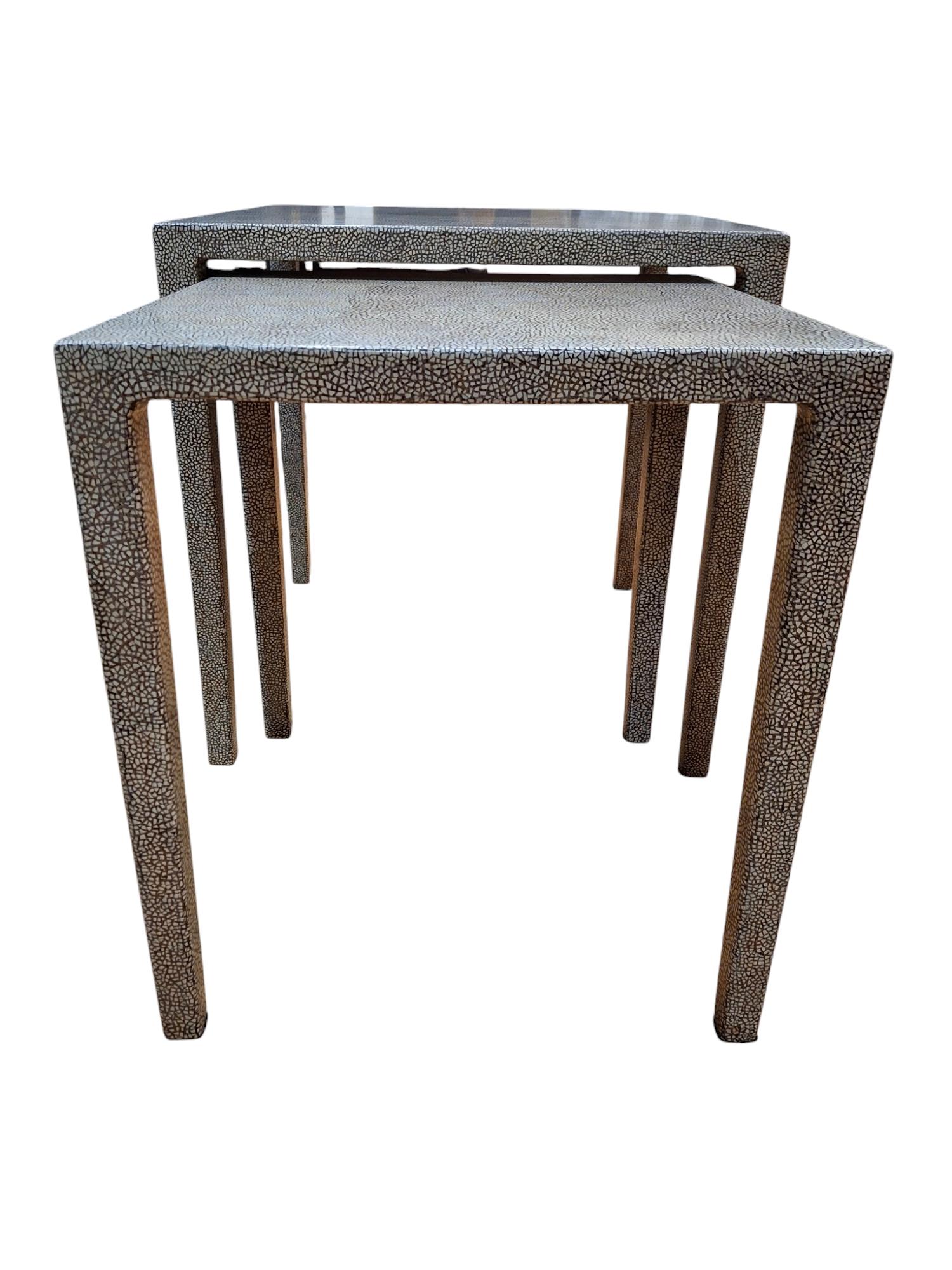Modern Eggshell Lacquer Nesting Tables ~ Set of 3 ~ For Sale 1