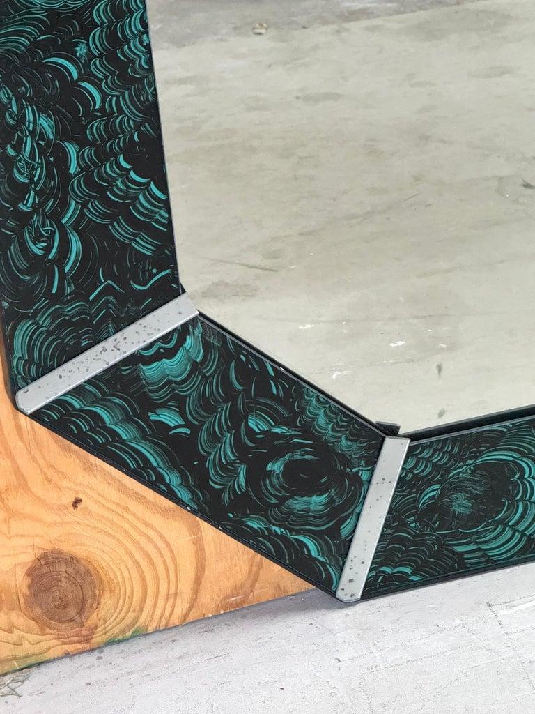 Hollywood Regency Modern Églomise Malachite Octagonal Mirror in vendita