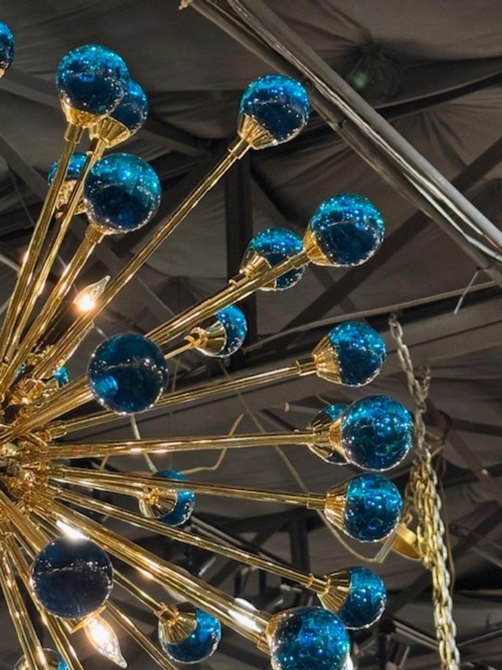 Modern Electric Blue and Brass Murano Glass Chandelier For Sale 1