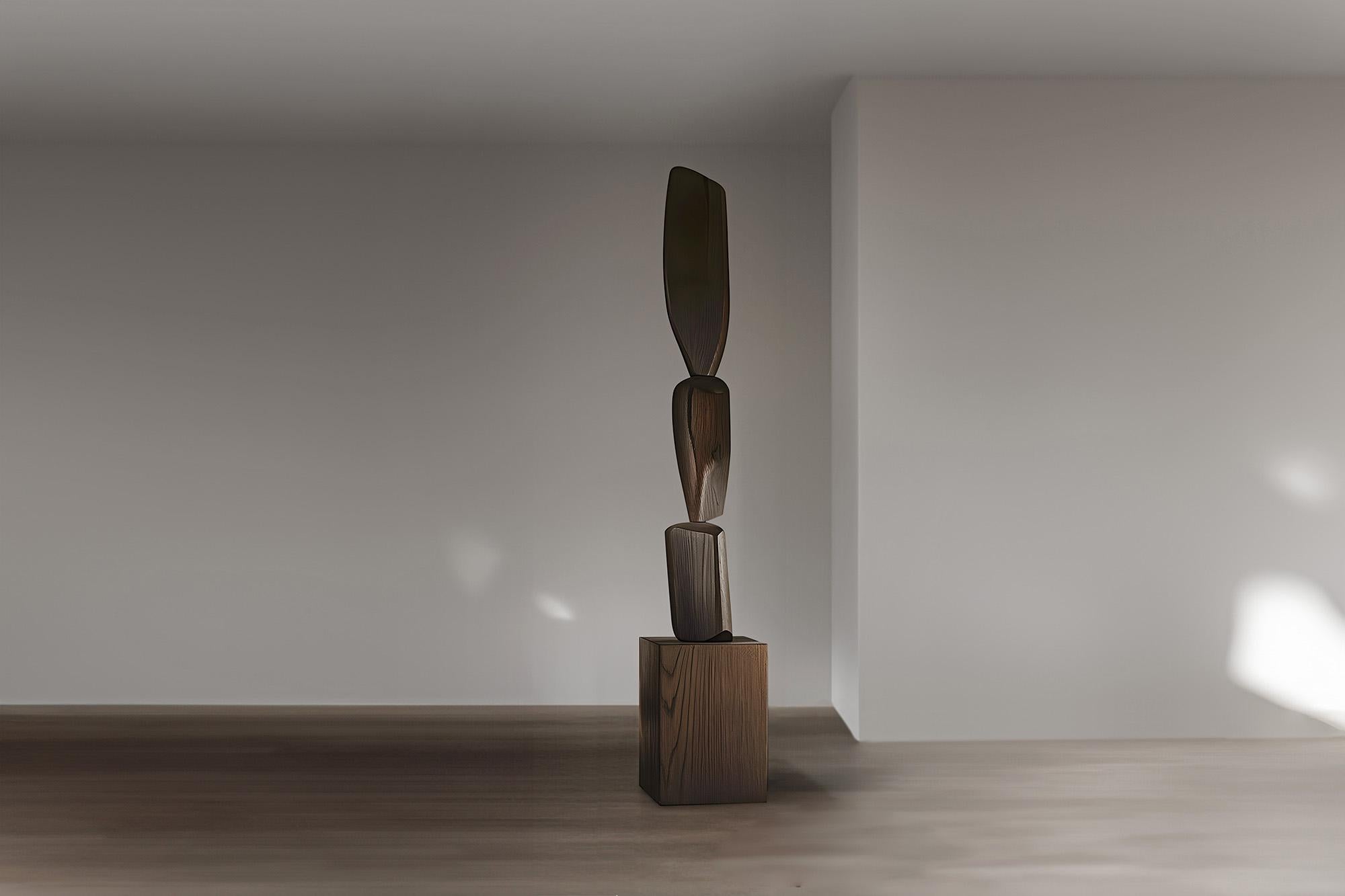 Moderne Eleganz in dunkel gebrannter Eiche, NONO's Still Stand No89

--


Die stehenden Holzskulpturen von Joel Escalona sind Objekte von rauer Schönheit und heiterer Anmut. Jedes einzelne ist ein Zeugnis für die Kraft des Materials, mit sanften
