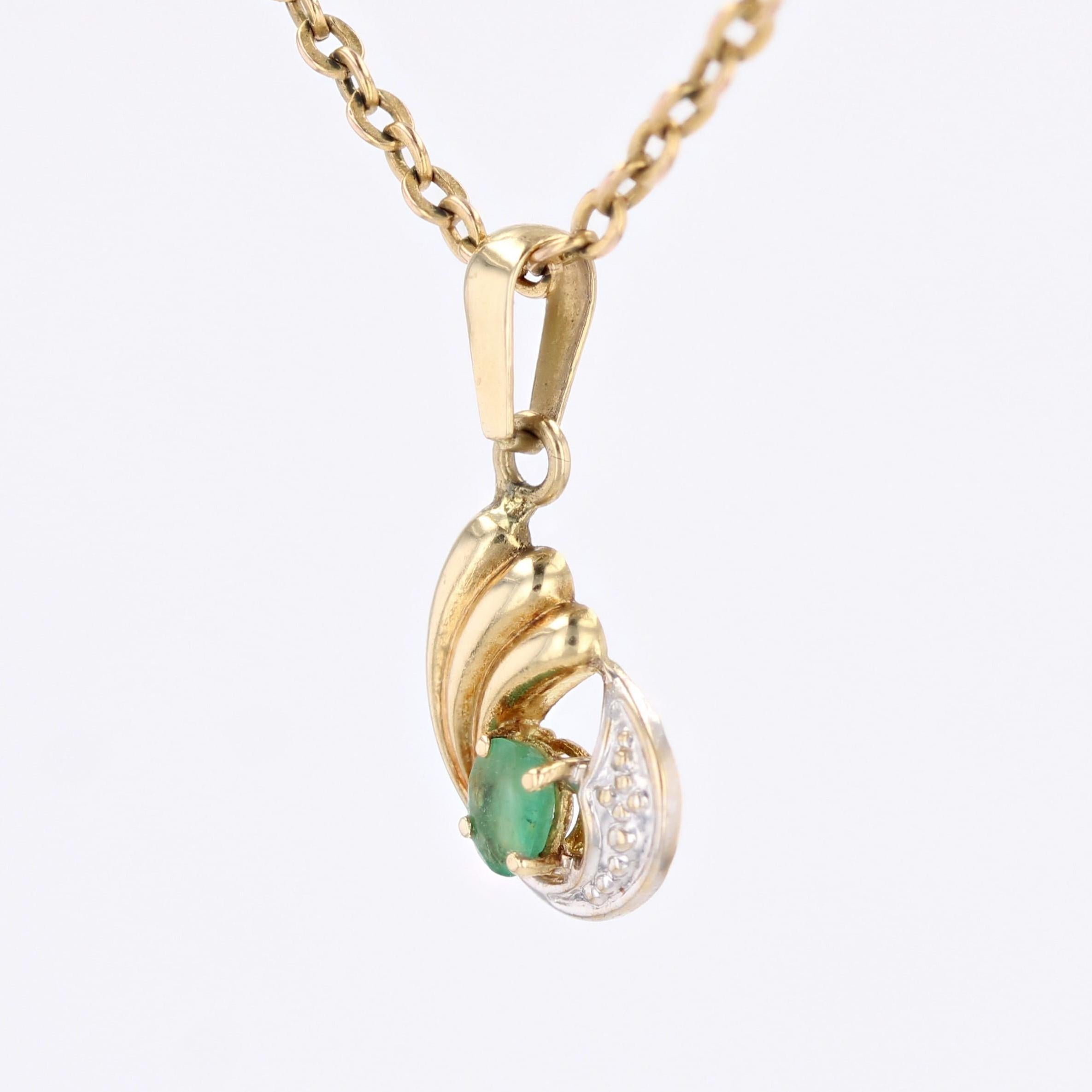 Pendentif moderne en or jaune 18 carats avec émeraude Bon état - En vente à Poitiers, FR