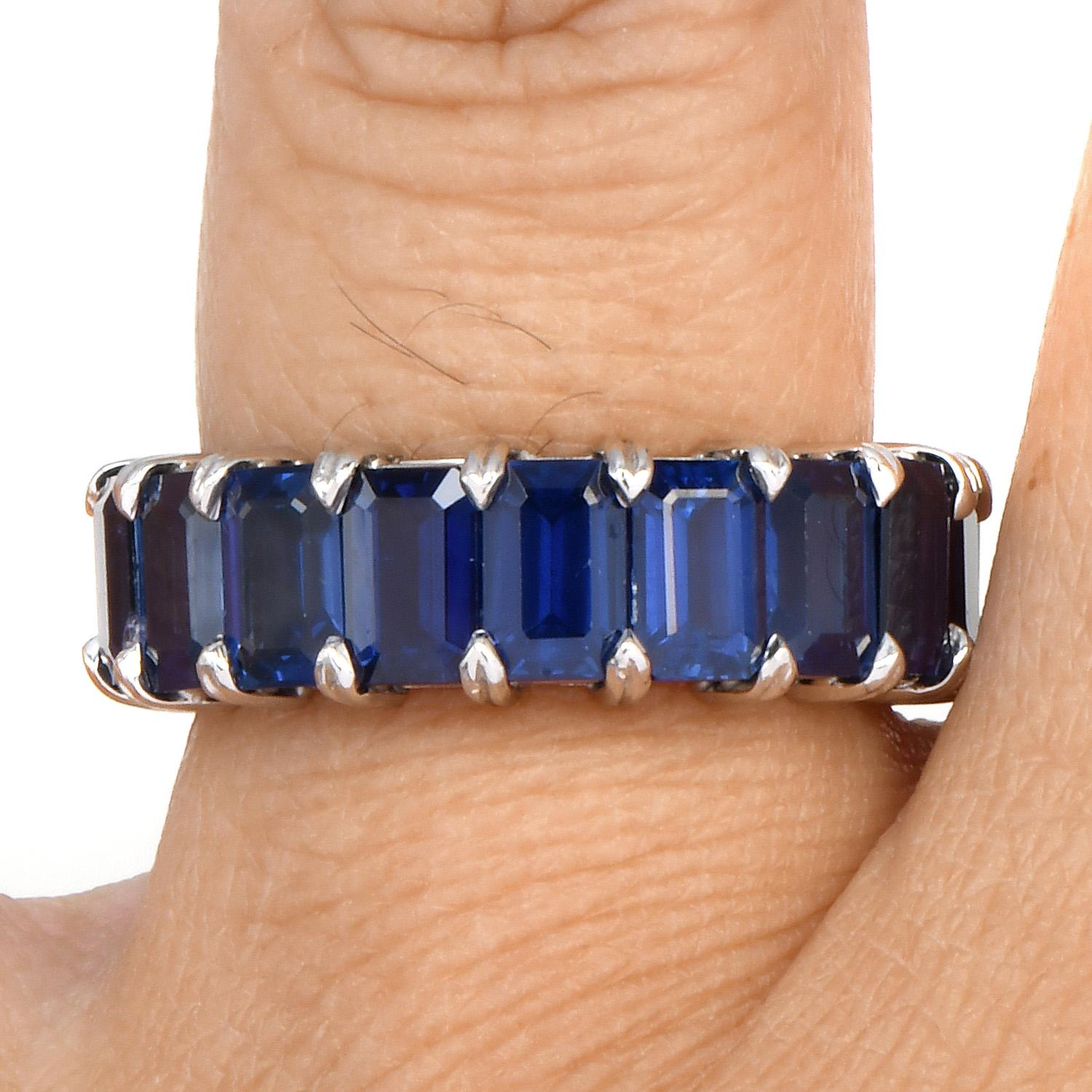 Modern Emerald-Cut Blue Sapphire Platinum Eternity Band Ring In Excellent Condition For Sale In Miami, FL