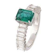 Modern Emerald Diamond Band White Gold 18k Ring for Her
