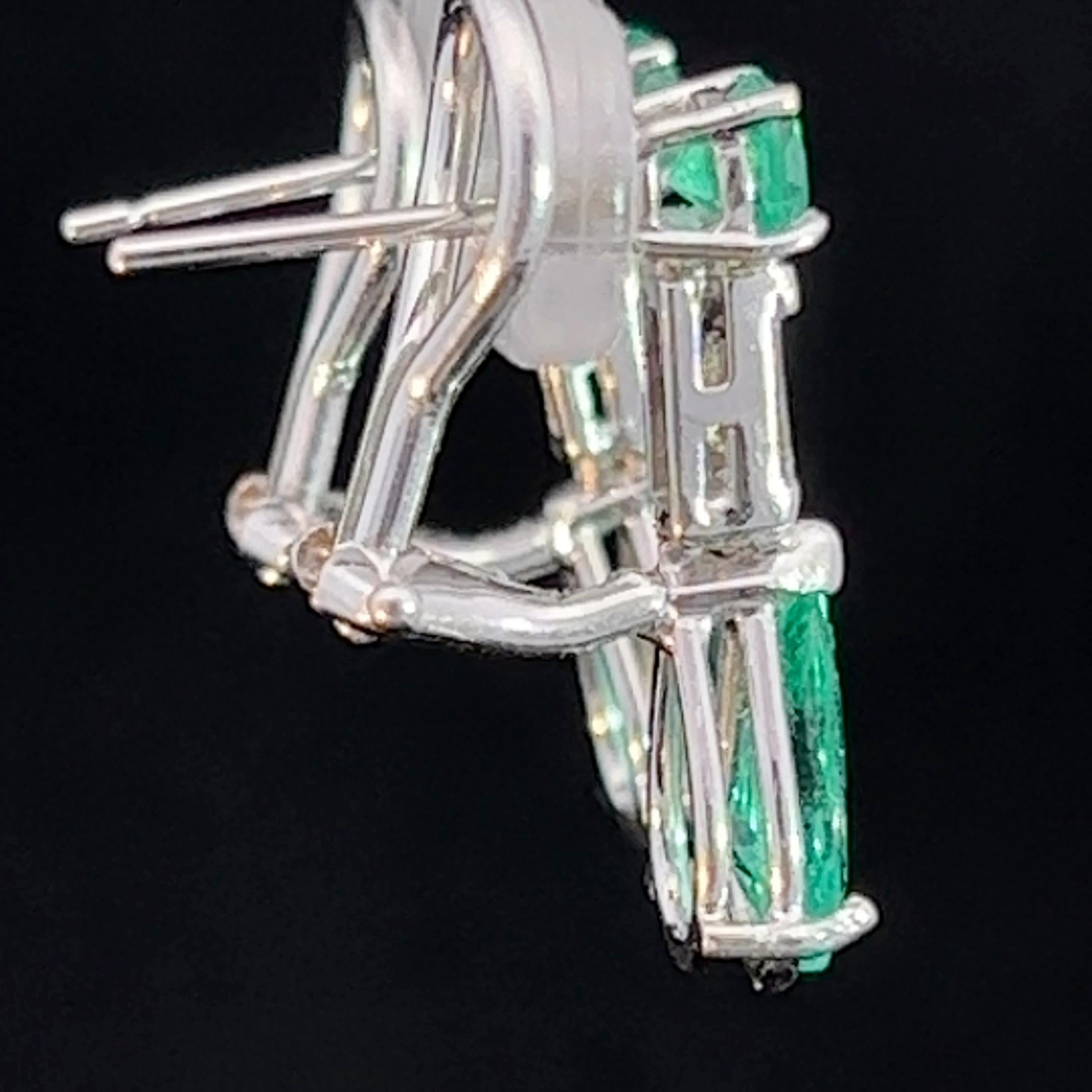 Modern Emerald & Diamond Platinum Earrings Circa 2000s For Sale 2