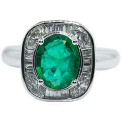 Modern Emerald Diamond Ring
