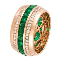 Modern Emerald Diamond Rose Gold 18K Band Ring for Her