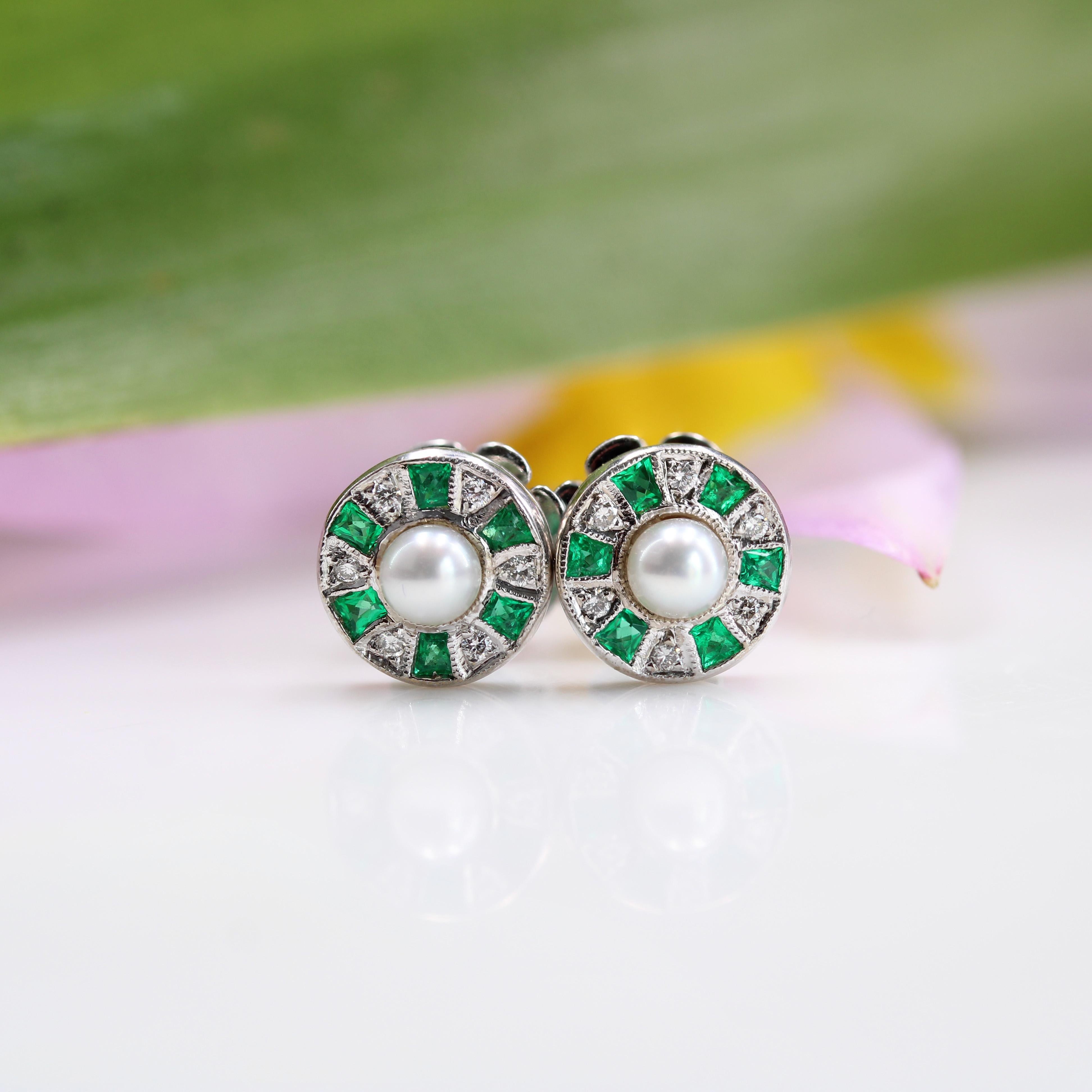Art Deco Modern Emerald Diamonds Cultured Pearl 18 Karat White Gold Stud Earrings For Sale