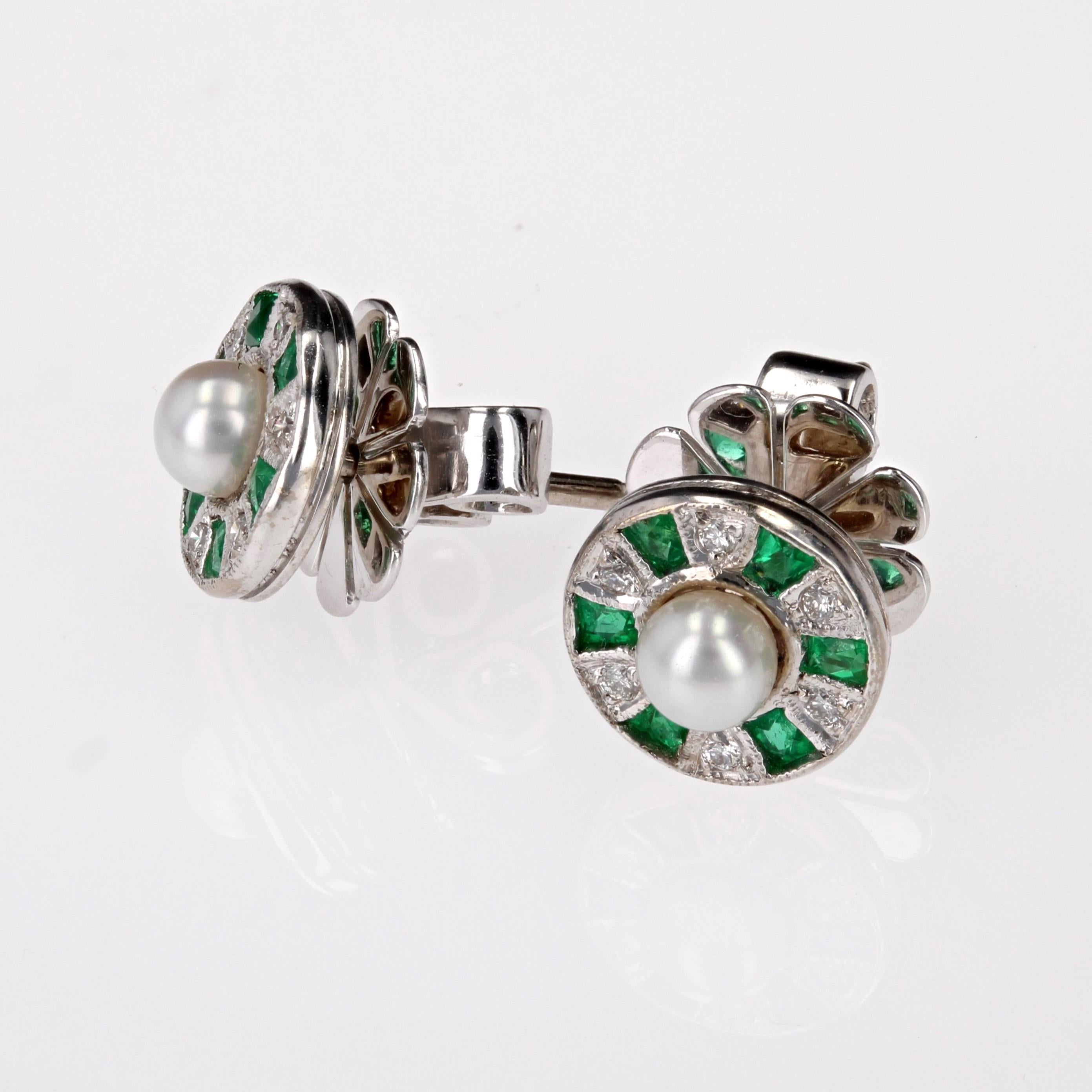 Brilliant Cut Modern Emerald Diamonds Cultured Pearl 18 Karat White Gold Stud Earrings For Sale