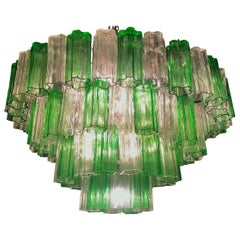Lampadario moderno in vetro di Murano color verde smeraldo e ghiaccio o a filo