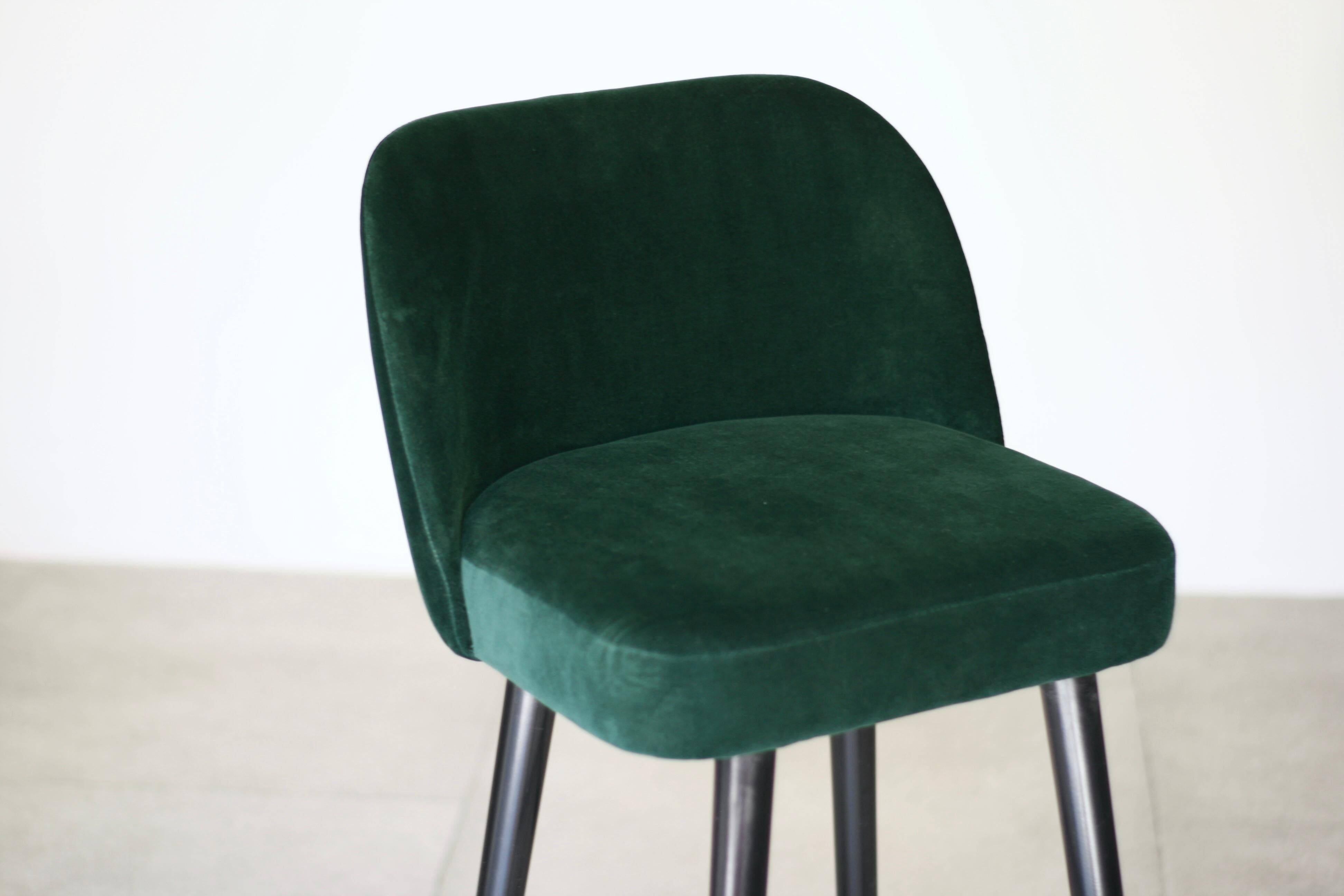 green and black stool